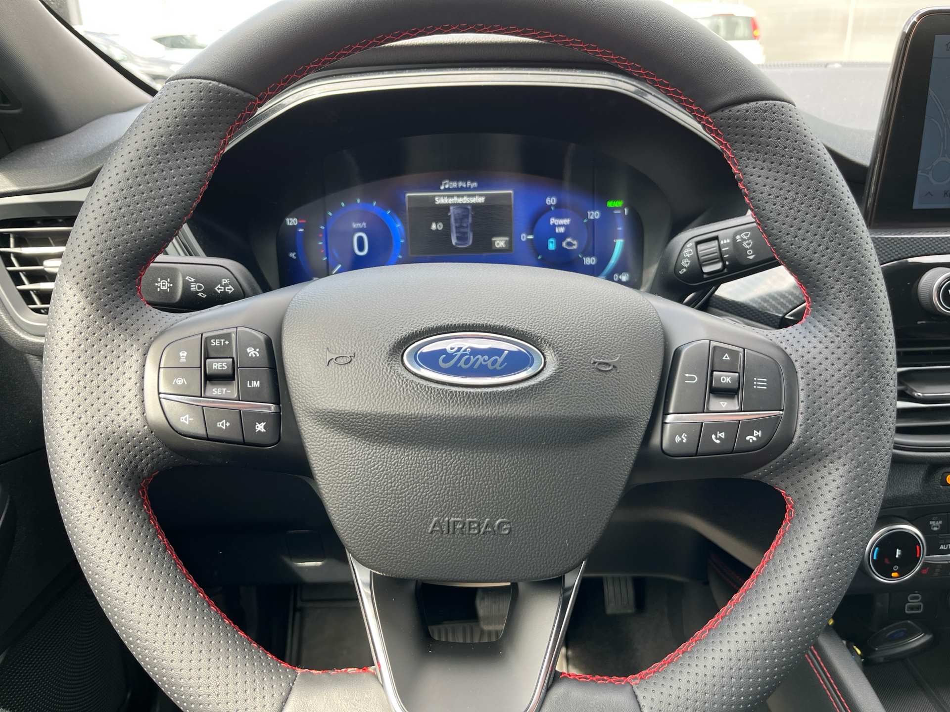 Billede af Ford Kuga 2,5 Plugin-hybrid ST-Line X CVT 225HK 5d Trinl. Gear