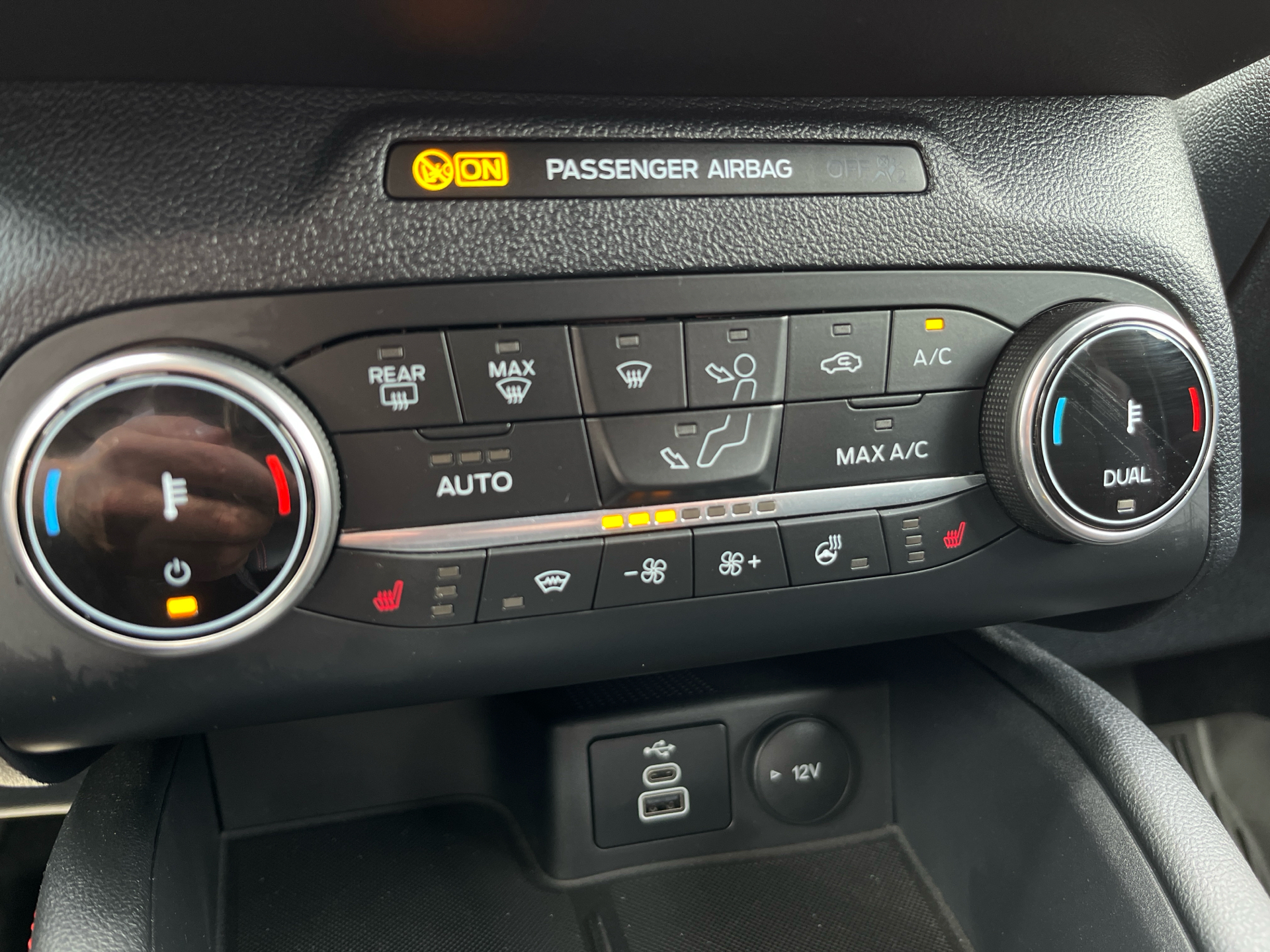 Billede af Ford Kuga 2,5 Plugin-hybrid ST-Line X CVT 225HK 5d Trinl. Gear