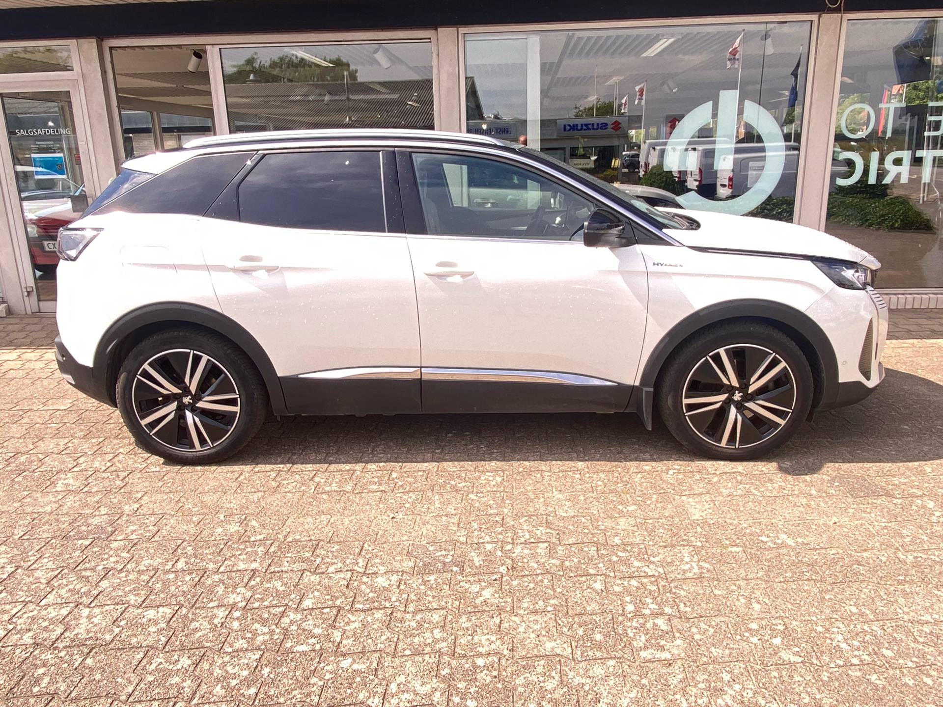 Billede af Peugeot 3008 1,6 PureTech  Plugin-hybrid GT Pack AWD EAT8 300HK 5d 8g Aut.