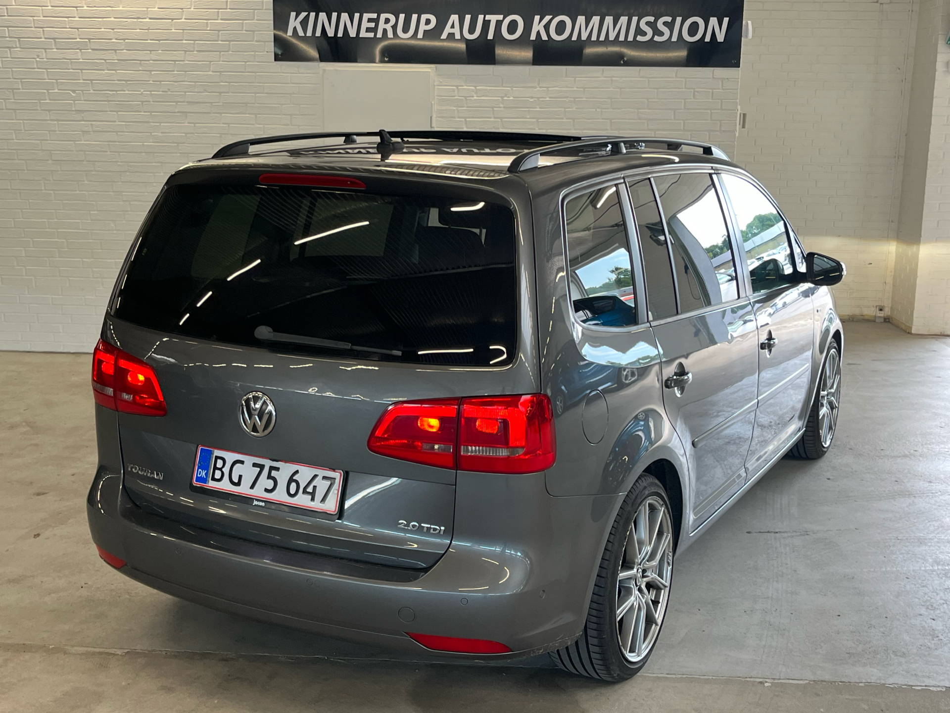 Billede af VW Touran 2,0 TDI BMT Highline 140HK 6g