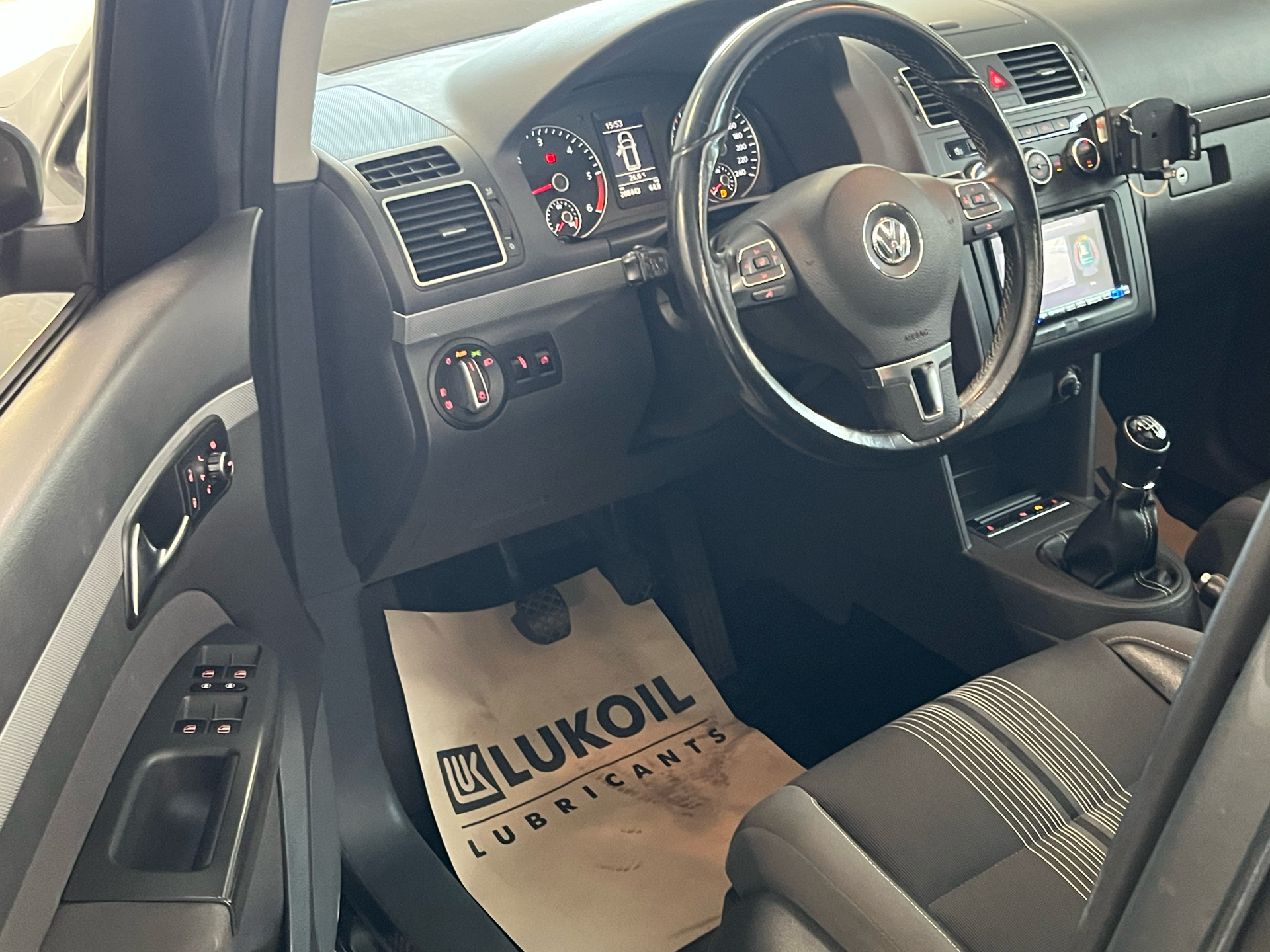 Billede af VW Touran 2,0 TDI BMT Highline 140HK 6g