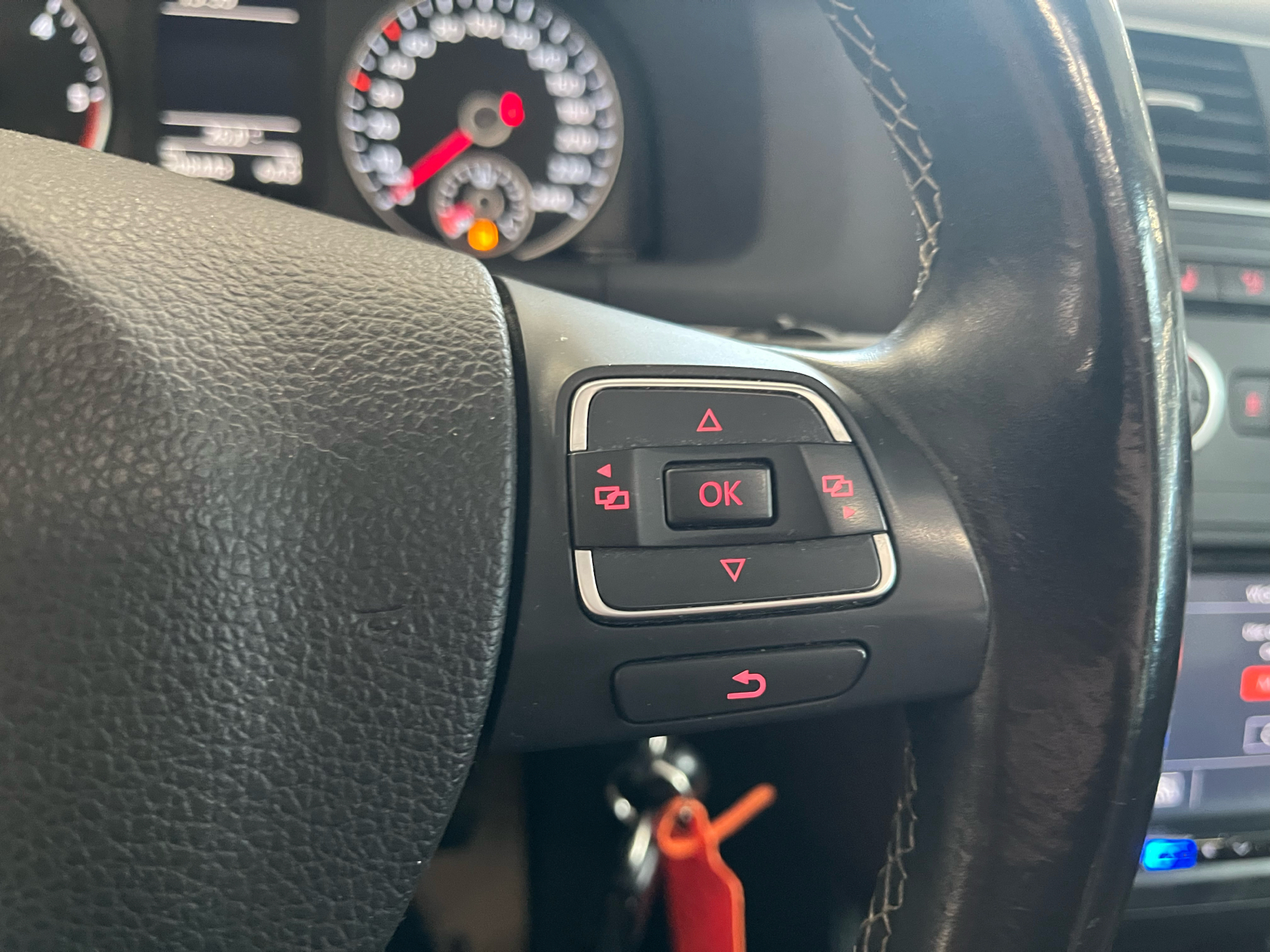 Billede af VW Touran 2,0 TDI BMT Highline 140HK 6g