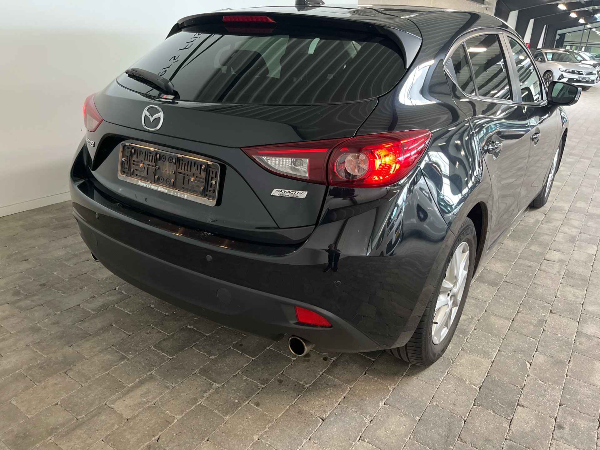 Billede af Mazda 3 2,0 Skyactiv-G Vision 120HK 5d 6g Aut.