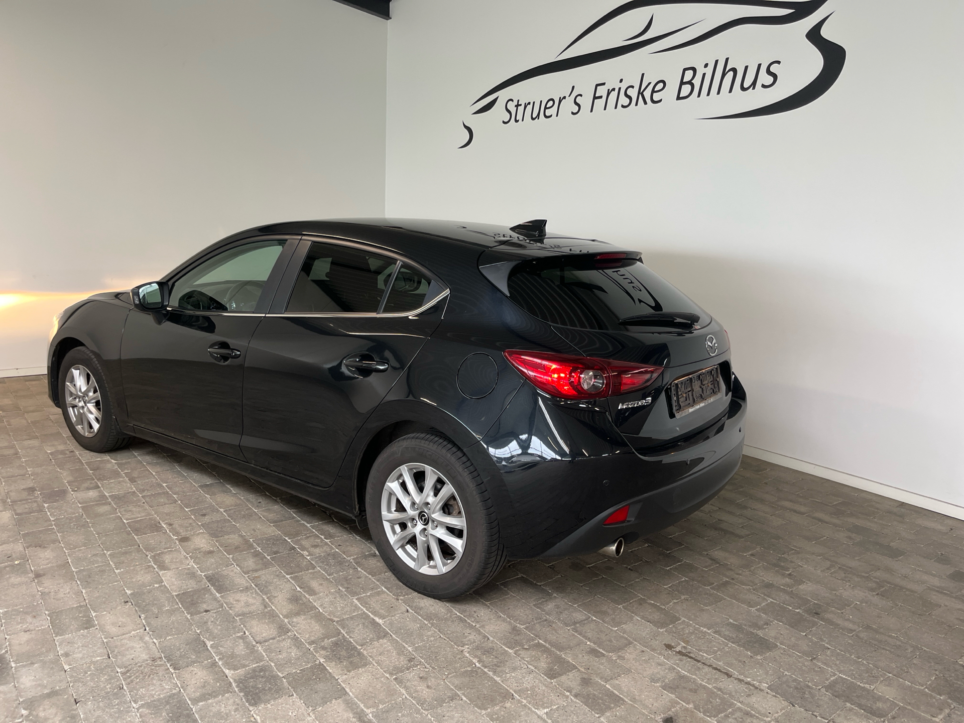 Billede af Mazda 3 2,0 Skyactiv-G Vision 120HK 5d 6g Aut.