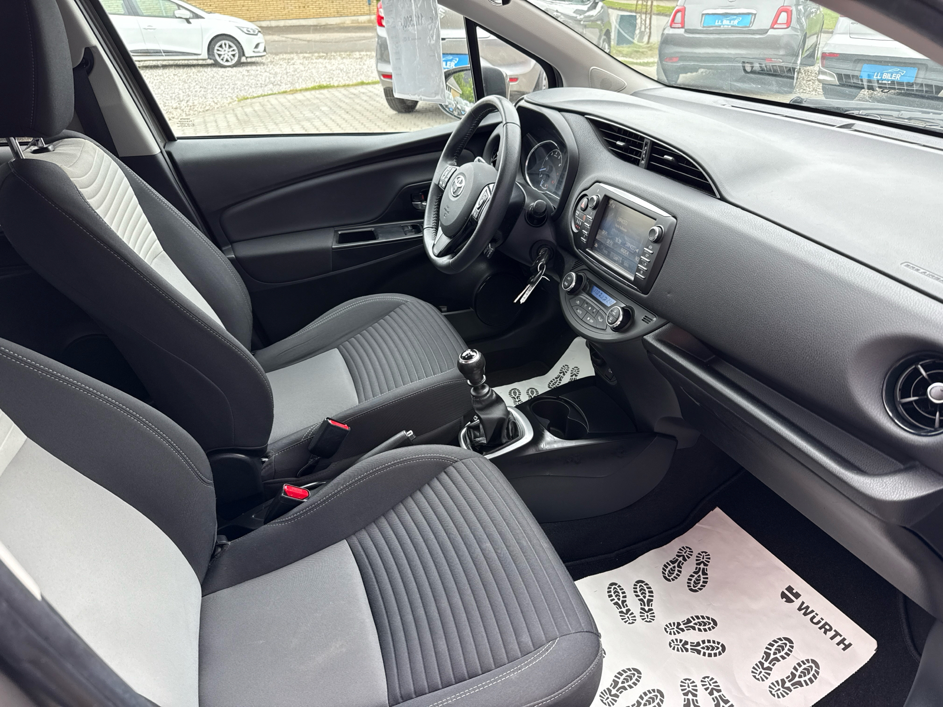 Billede af Toyota Yaris 1,5 VVT-I T2 Premium 111HK 5d 6g
