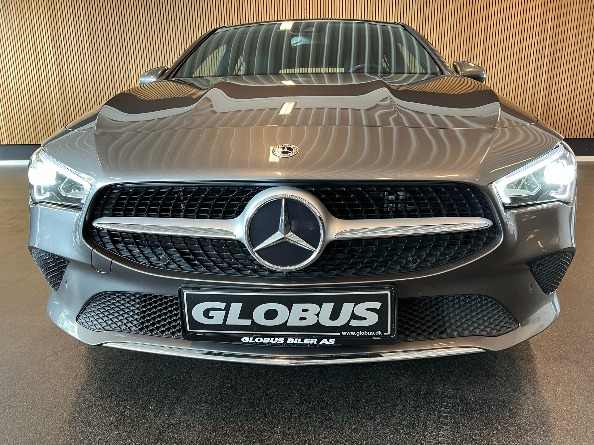Billede af Mercedes-Benz CLA250 e Shooting Brake 1,3 Plugin-hybrid Progressive 8G-DCT 218HK Stc 8g Aut.