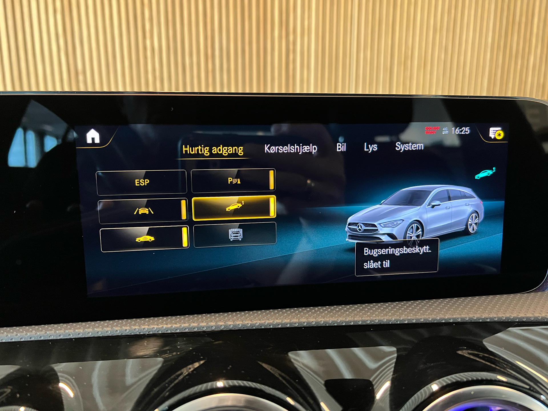 Billede af Mercedes-Benz CLA250 e Shooting Brake 1,3 Plugin-hybrid Progressive 8G-DCT 218HK Stc 8g Aut.