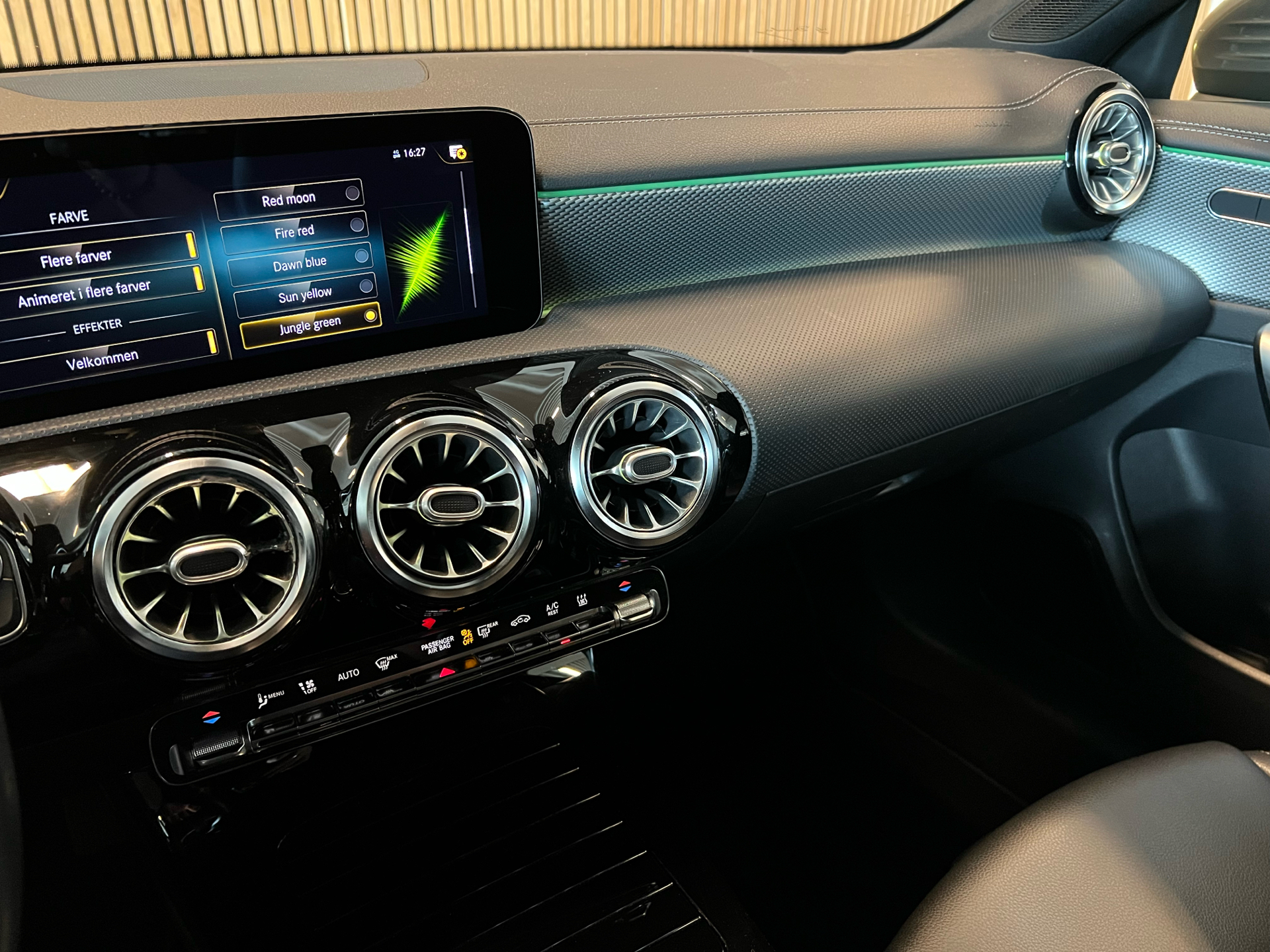 Billede af Mercedes-Benz CLA250 e Shooting Brake 1,3 Plugin-hybrid Progressive 8G-DCT 218HK Stc 8g Aut.