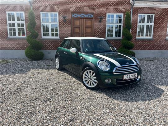 Mini Cooper 1,6 D Cooper 112HK 3d