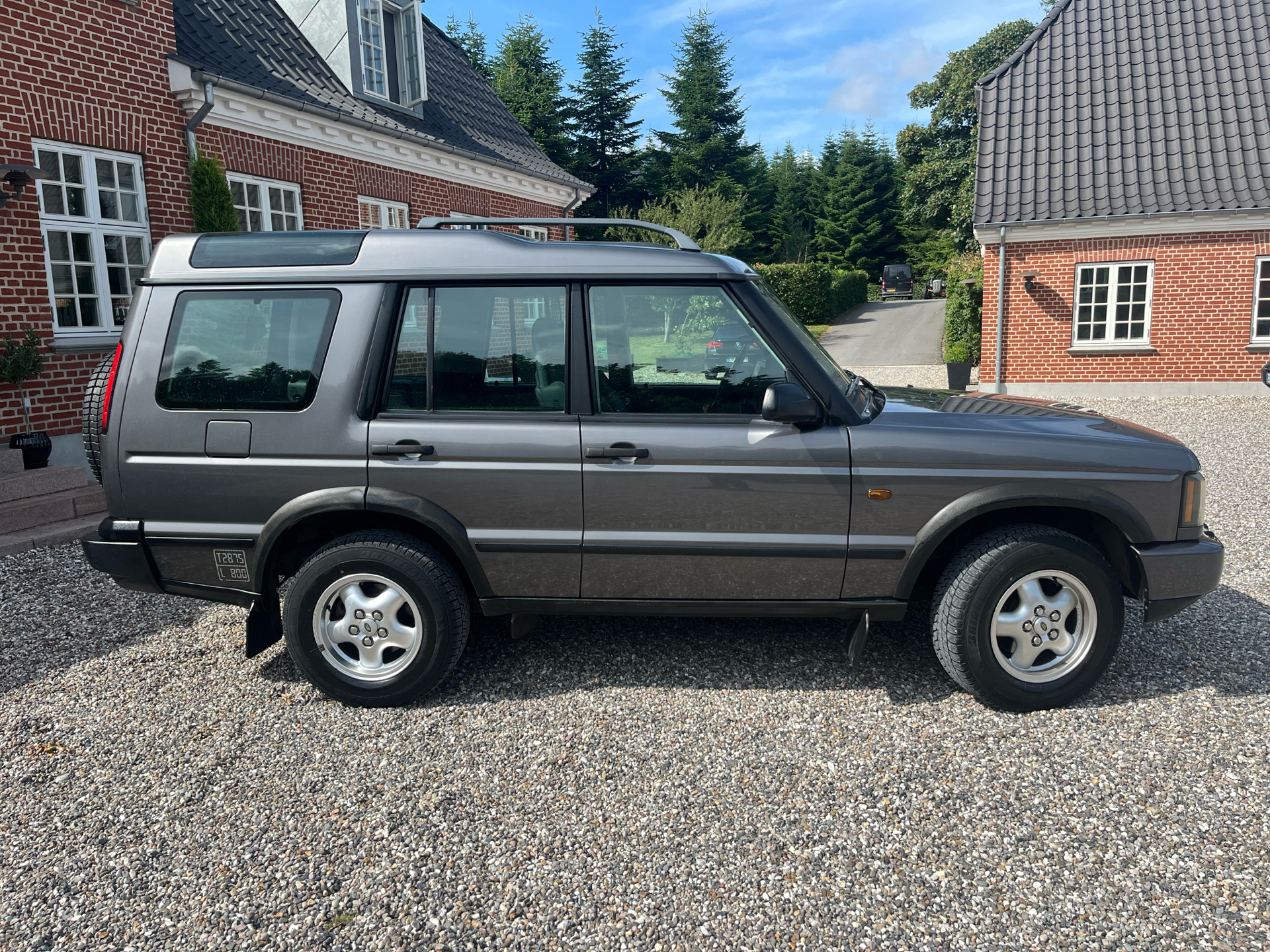 Billede af Land Rover Discovery 2,5 TD5 SE 4x4 139HK 5d
