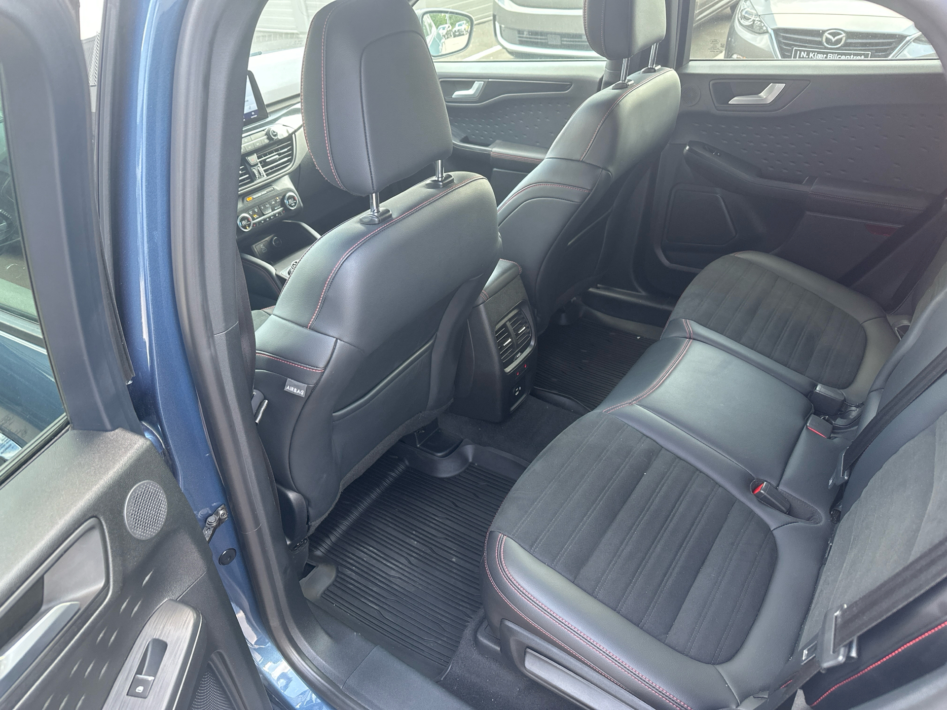Billede af Ford Kuga 2,5 Plugin-hybrid ST-Line X CVT 225HK 5d Trinl. Gear
