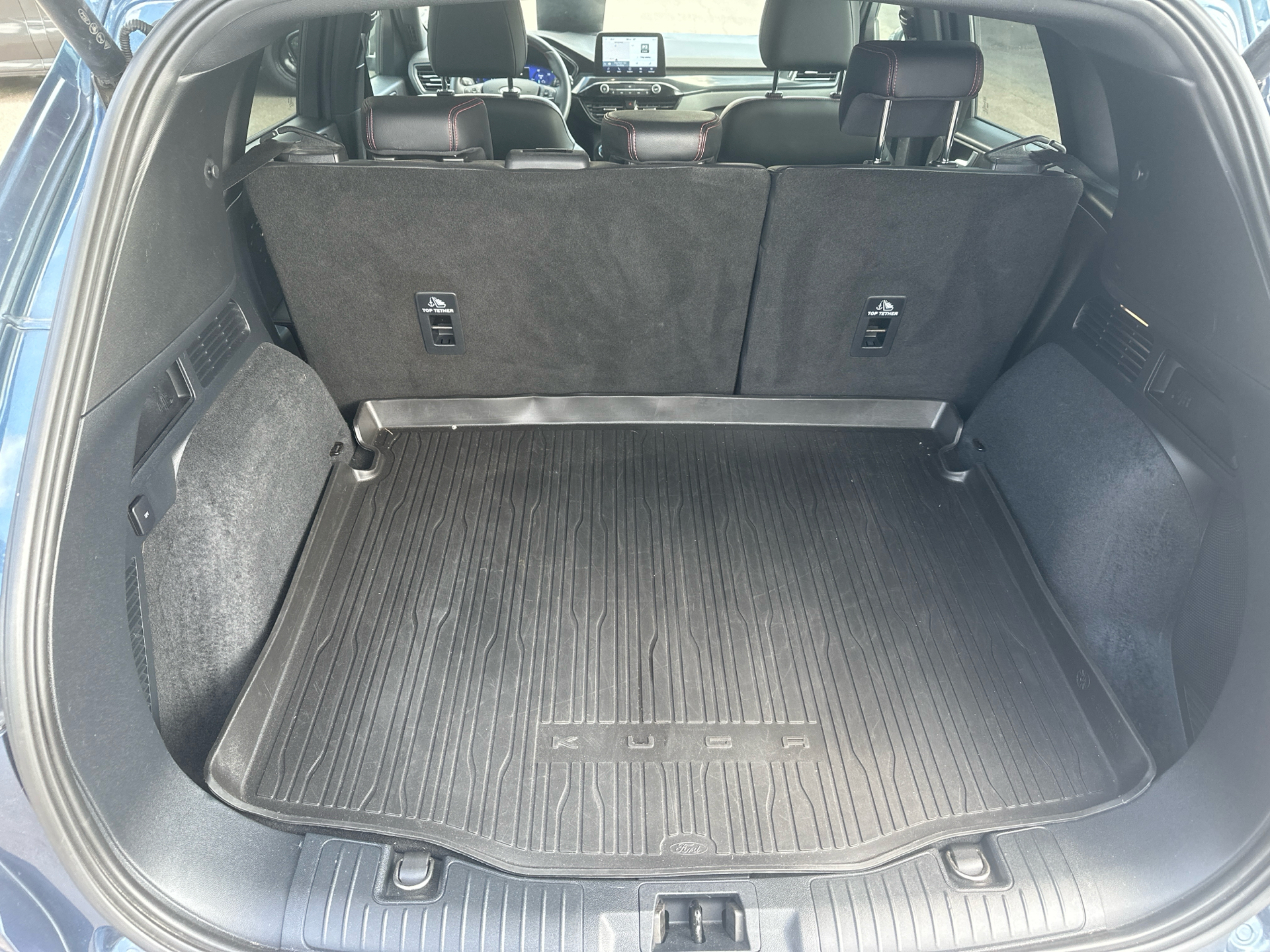 Billede af Ford Kuga 2,5 Plugin-hybrid ST-Line X CVT 225HK 5d Trinl. Gear