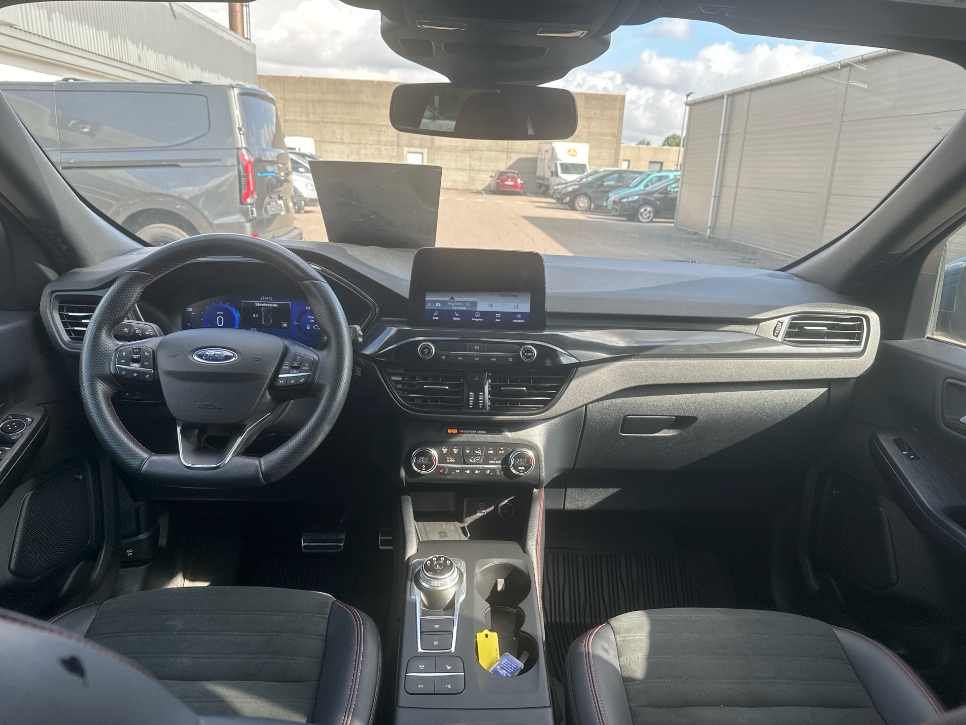Billede af Ford Kuga 2,5 Plugin-hybrid ST-Line X CVT 225HK 5d Trinl. Gear