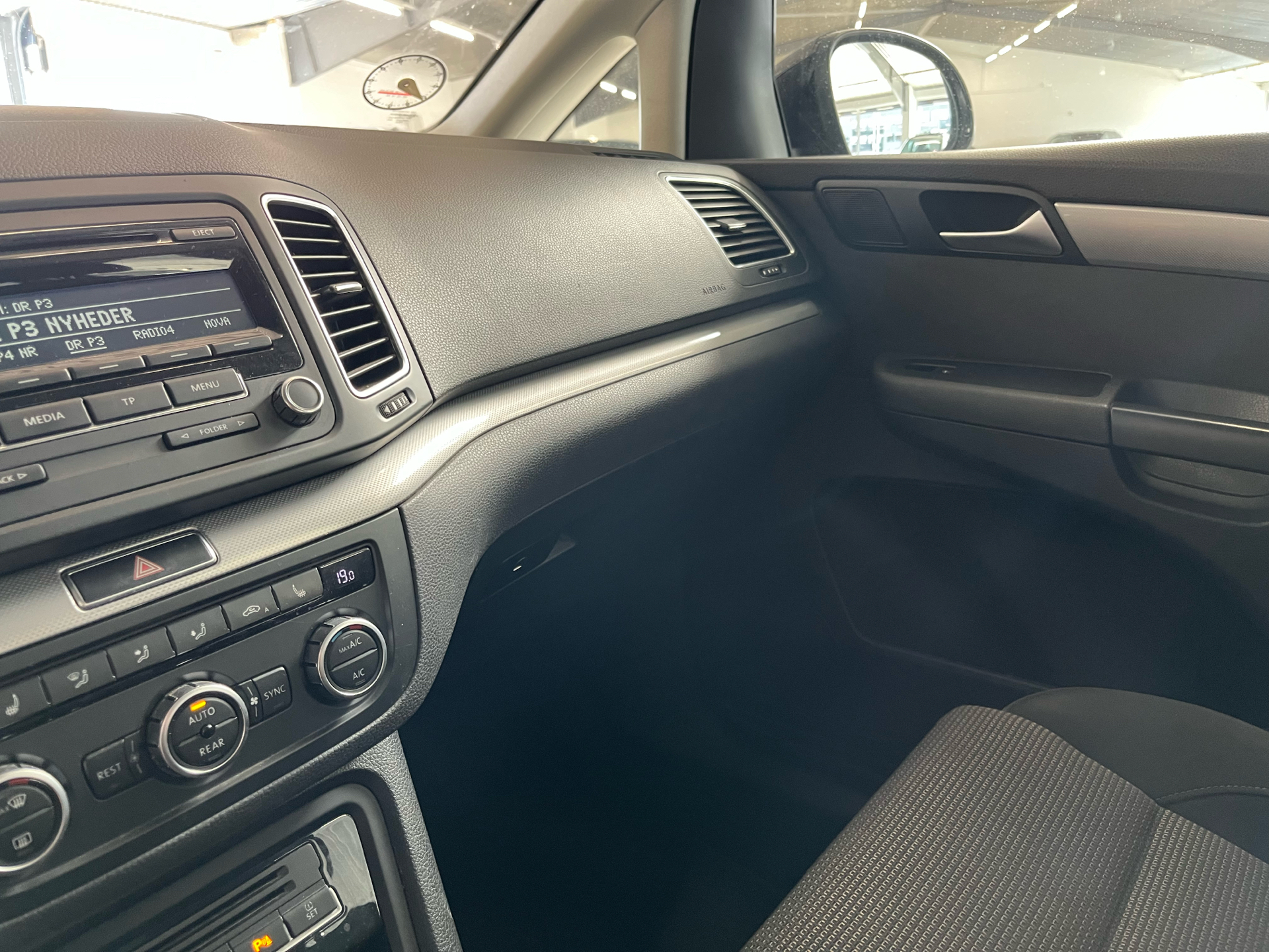 Billede af VW Sharan 2,0 BlueMotion TDI DPF Comfortline DSG 140HK 6g Aut.