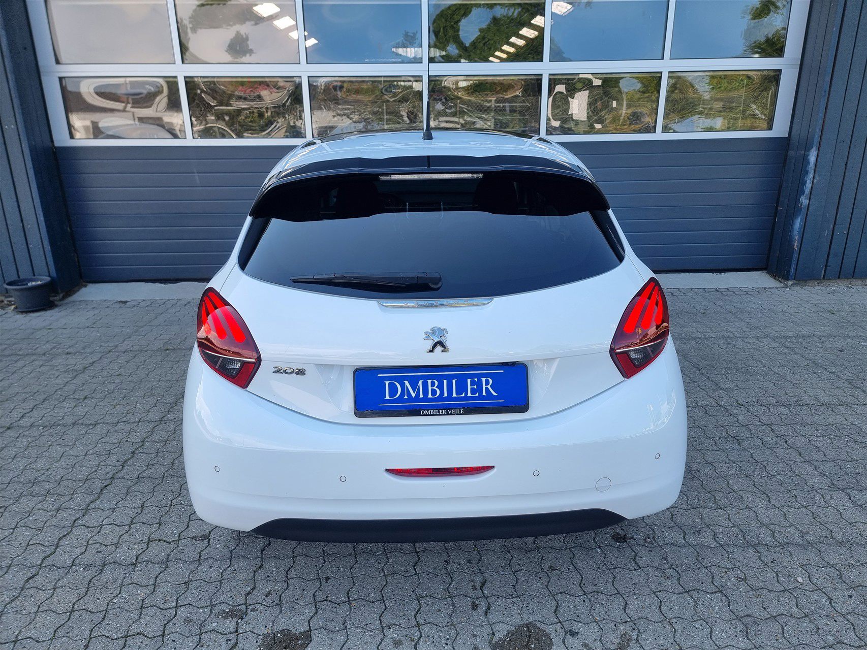 Billede af Peugeot 208 1,6 BlueHDi Allure Sky 100HK 5d