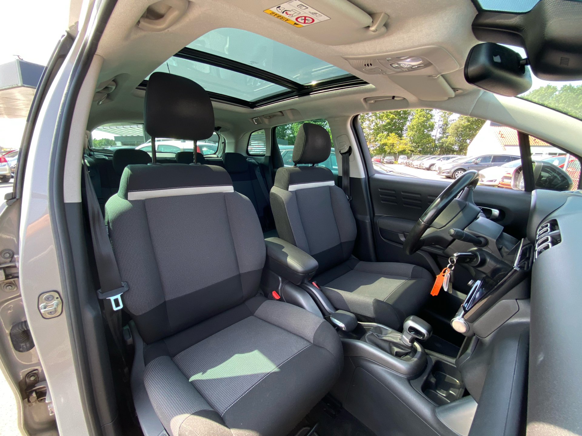 Billede af Citroën C3 Aircross 1,2 PureTech Skyline EAT6 110HK 5d 6g Aut.