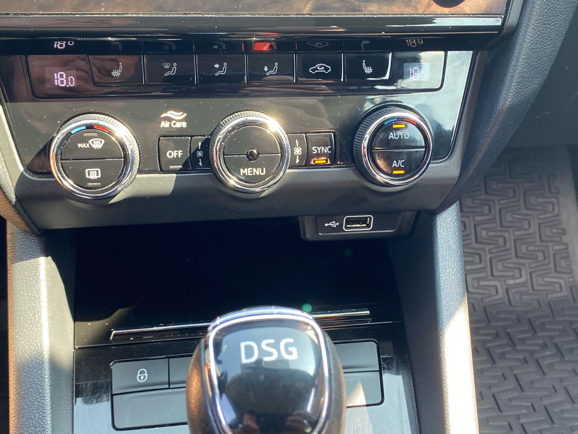 Billede af Skoda Octavia Combi 2,0 TDI AdBlue Celebration Plus DSG 150HK Stc 7g Aut.