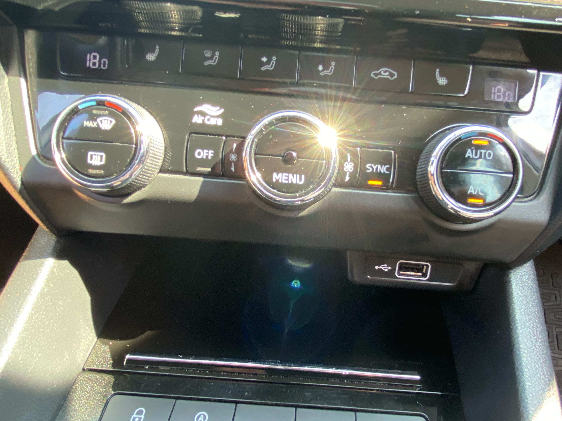 Billede af Skoda Octavia Combi 2,0 TDI AdBlue Celebration Plus DSG 150HK Stc 7g Aut.