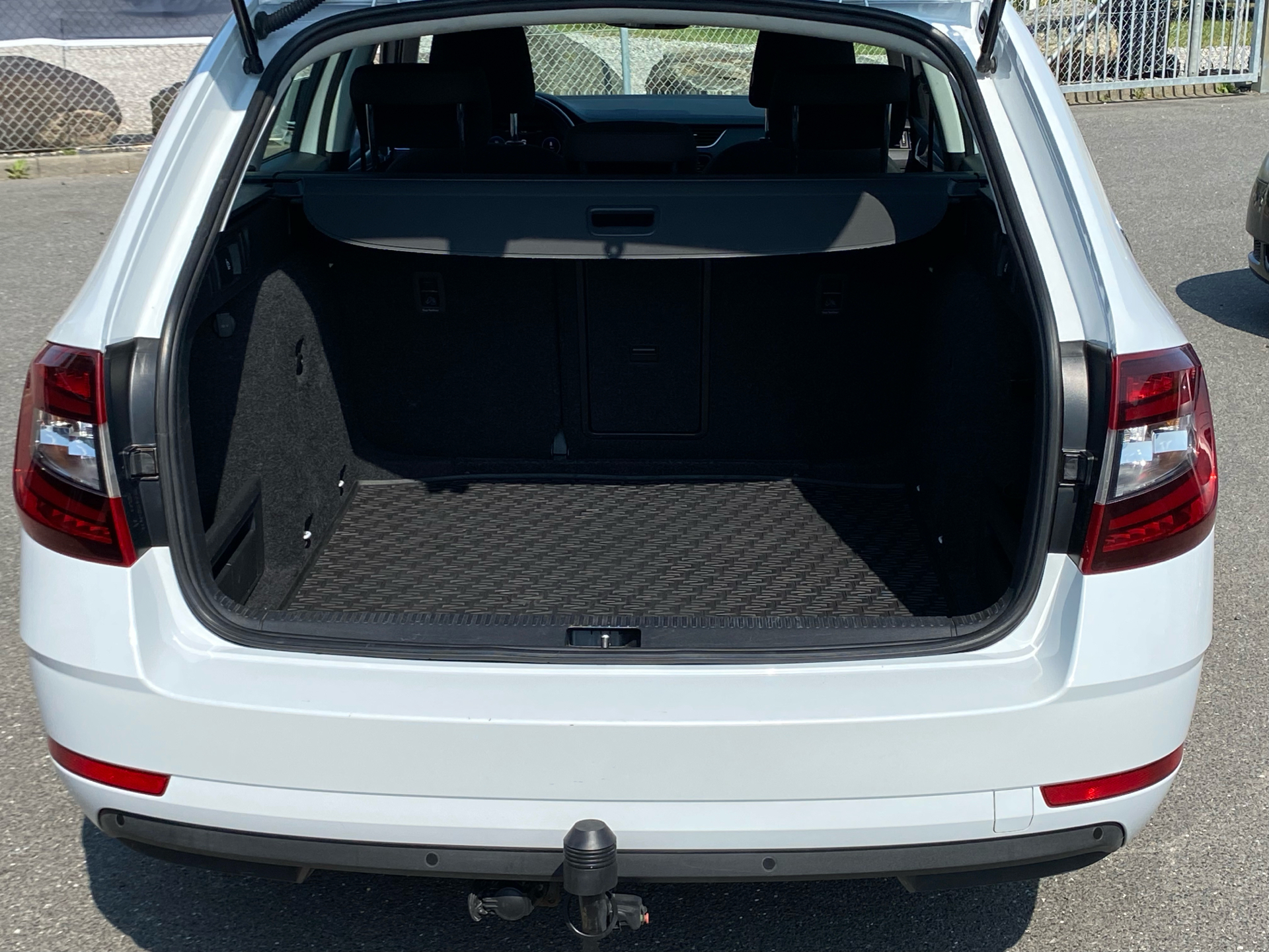Billede af Skoda Octavia Combi 2,0 TDI AdBlue Celebration Plus DSG 150HK Stc 7g Aut.