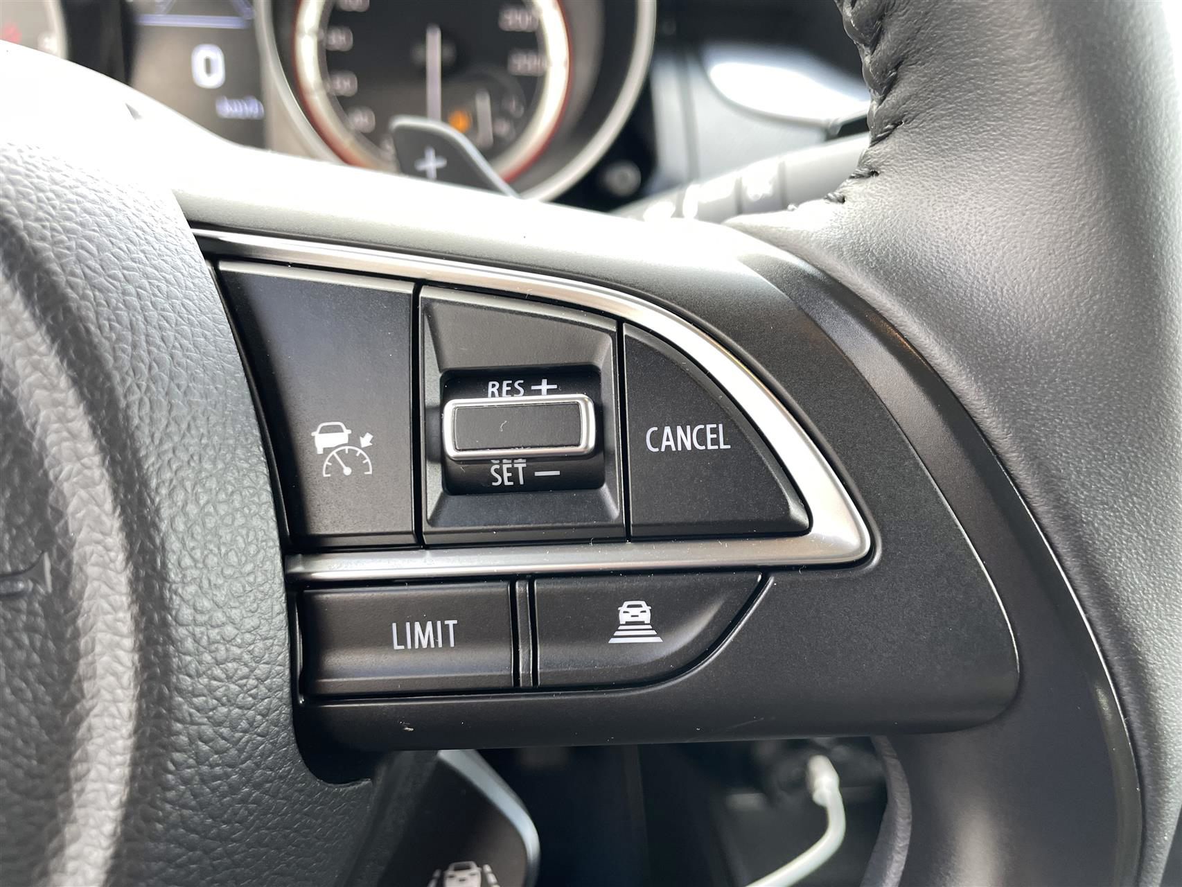 Billede af Suzuki Swift 1,2 Dualjet  Mild hybrid Exclusive AEB CVT 83HK 5d Trinl. Gear
