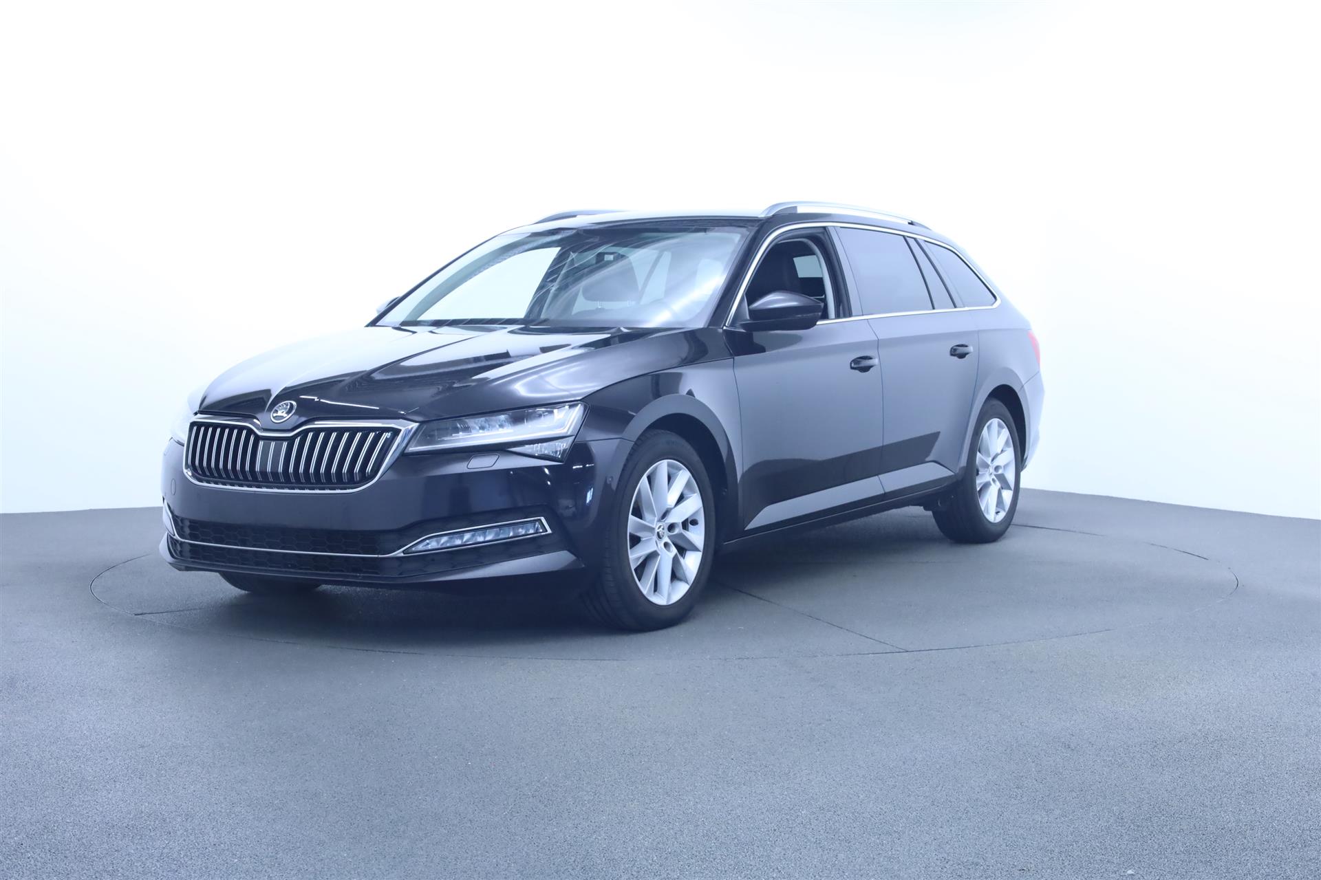 Billede af Skoda Superb Combi 2,0 TDI AdBlue Business Executive DSG 150HK Stc 7g Aut.