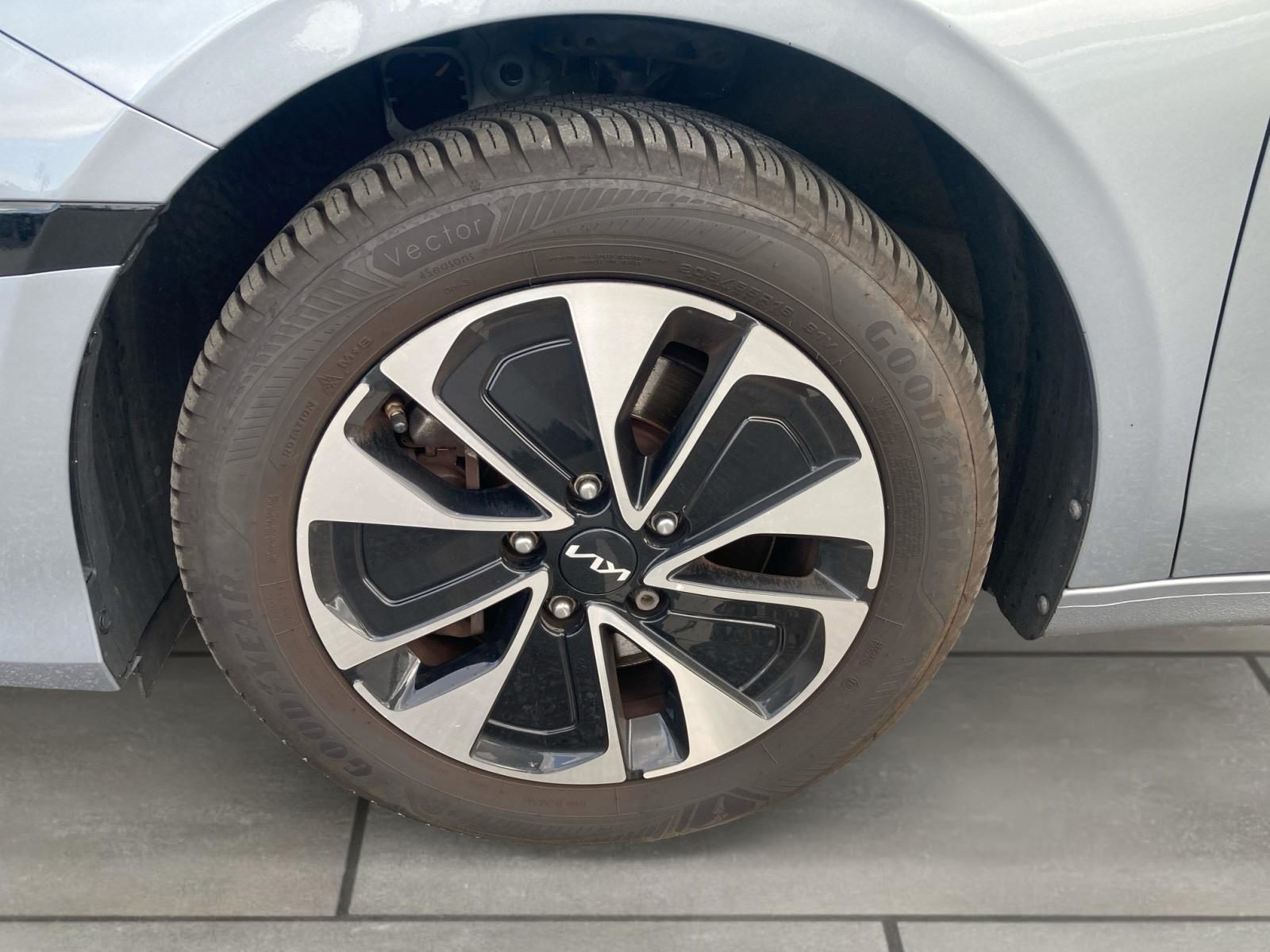 Billede af Kia Ceed SW 1,6 GDI PHEV  Plugin-hybrid Prestige DCT 141HK Stc 6g Aut.