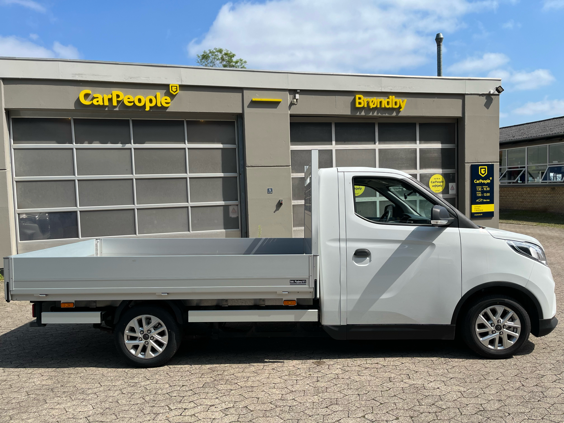 Billede af Maxus e-Deliver 3 LWB 50,2 kWh EL 122HK Ladv./Chas. Trinl. Gear