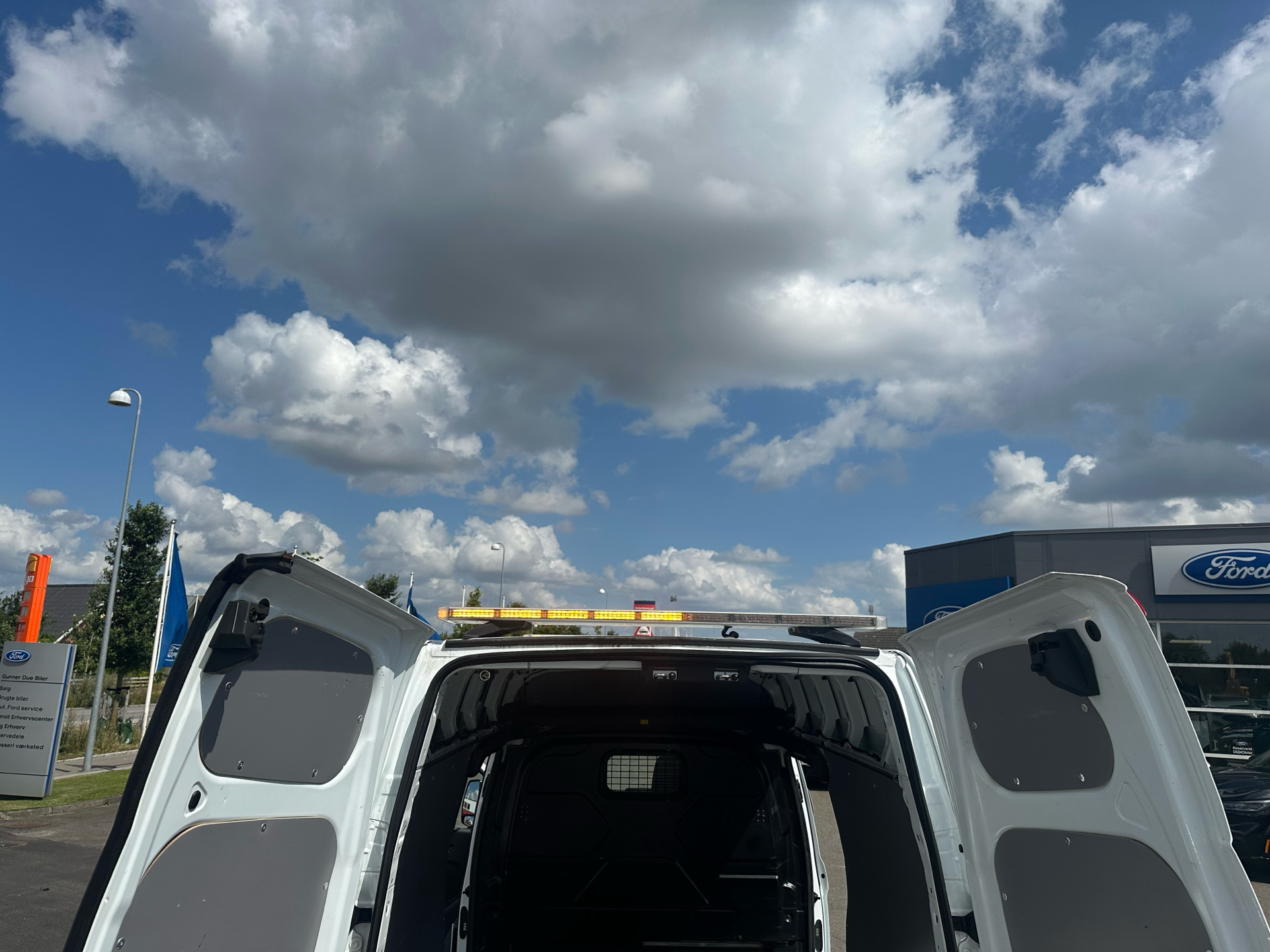 Billede af Ford Transit Custom 320 L2H2 2,0 TDCi Trend 170HK Van 6g