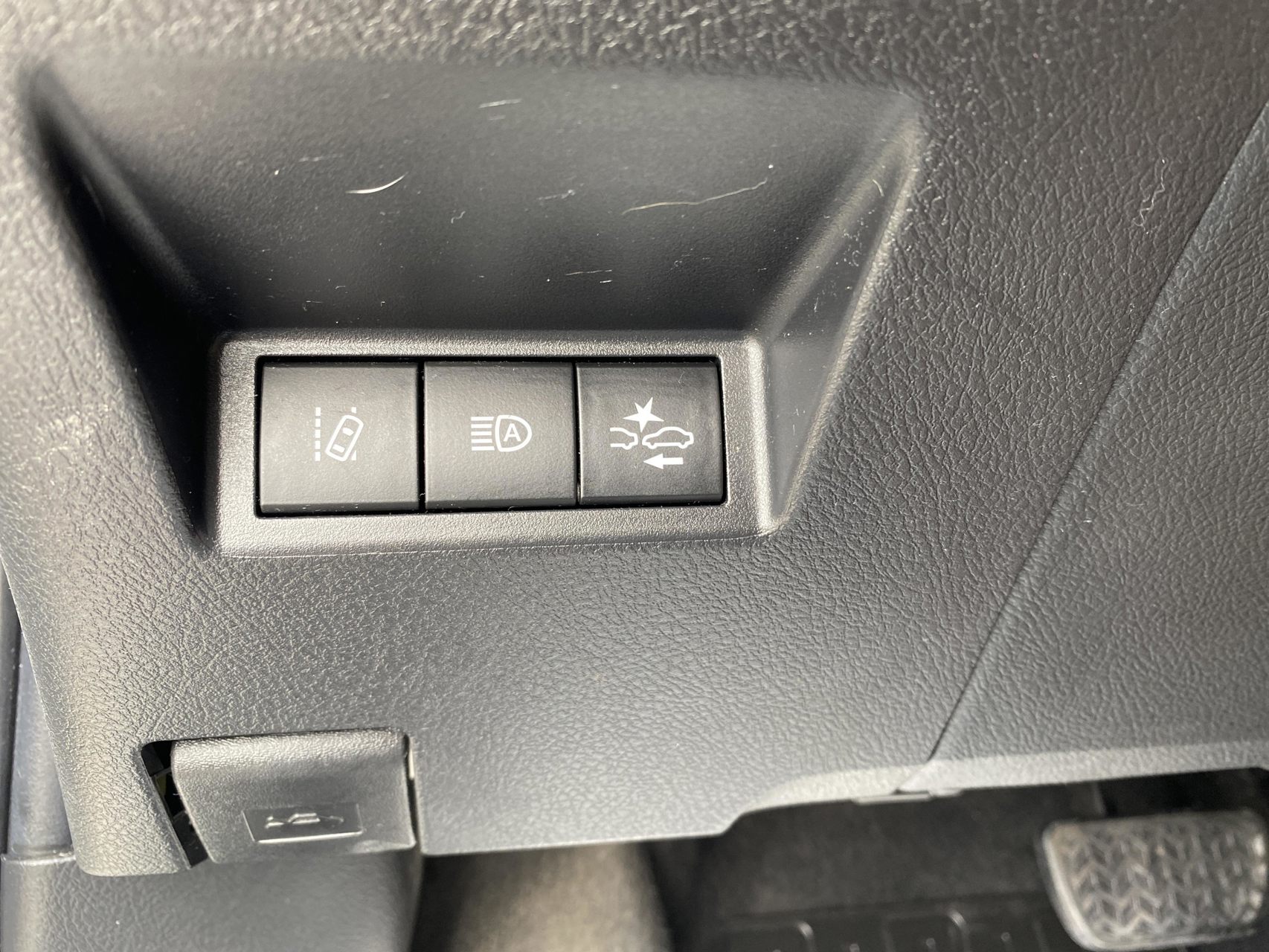 Billede af Toyota Yaris 1,5 Hybrid H2 E-CVT 100HK 5d Trinl. Gear