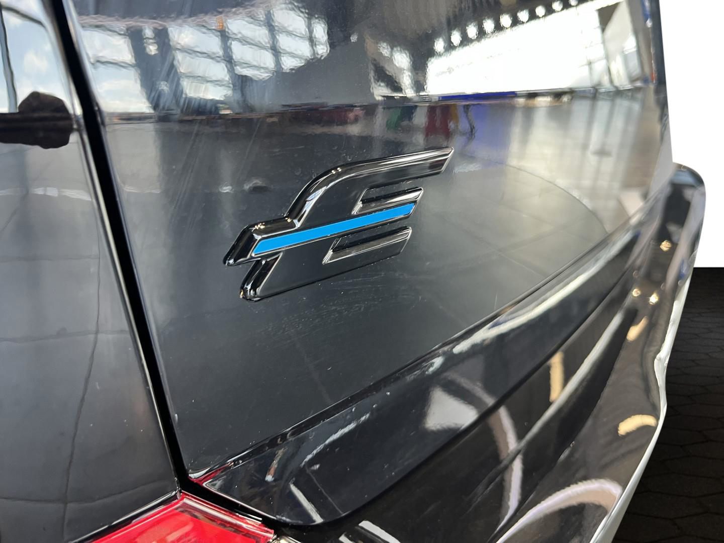 Billede af Ford E-Tourneo Custom 340 L1H1 EL Titanium X 218HK Aut.