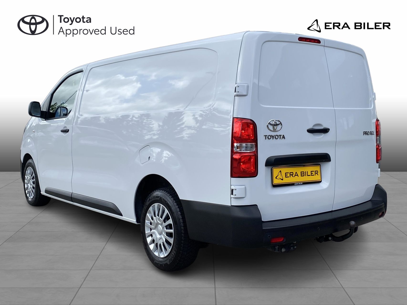 Billede af Toyota Proace Long 2,0 D Comfort Master 144HK Van 8g Aut.