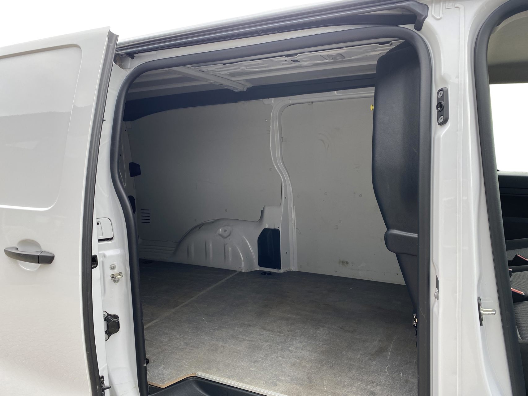 Billede af Toyota Proace Long 2,0 D Comfort Master 144HK Van 8g Aut.