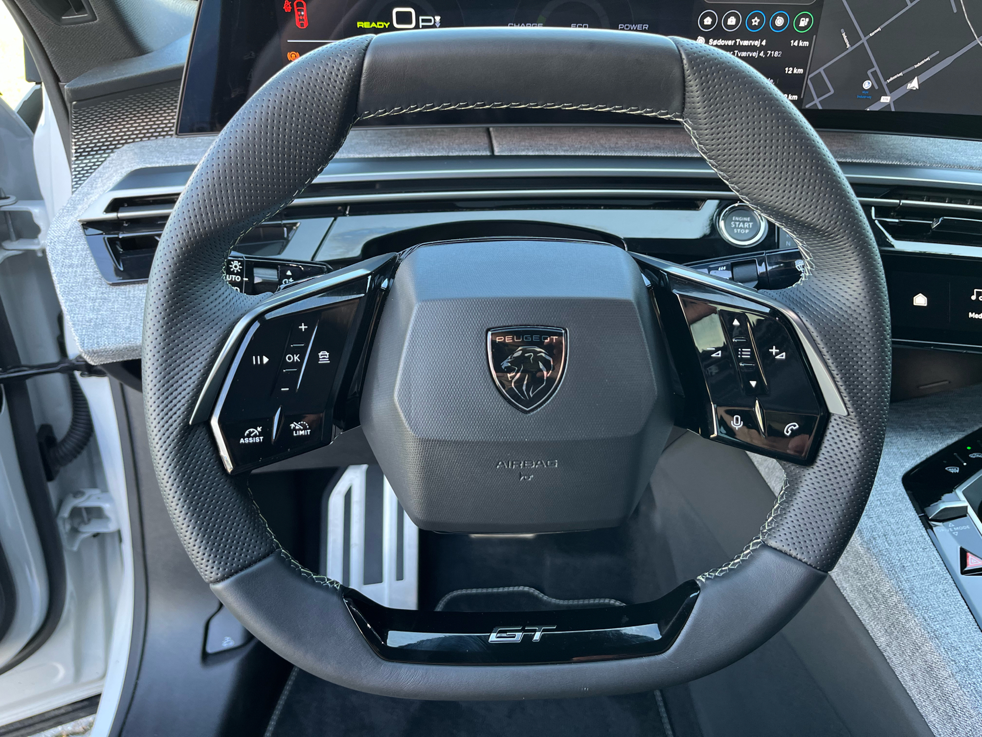Billede af Peugeot e-3008 EL GT 210HK 5d Aut.