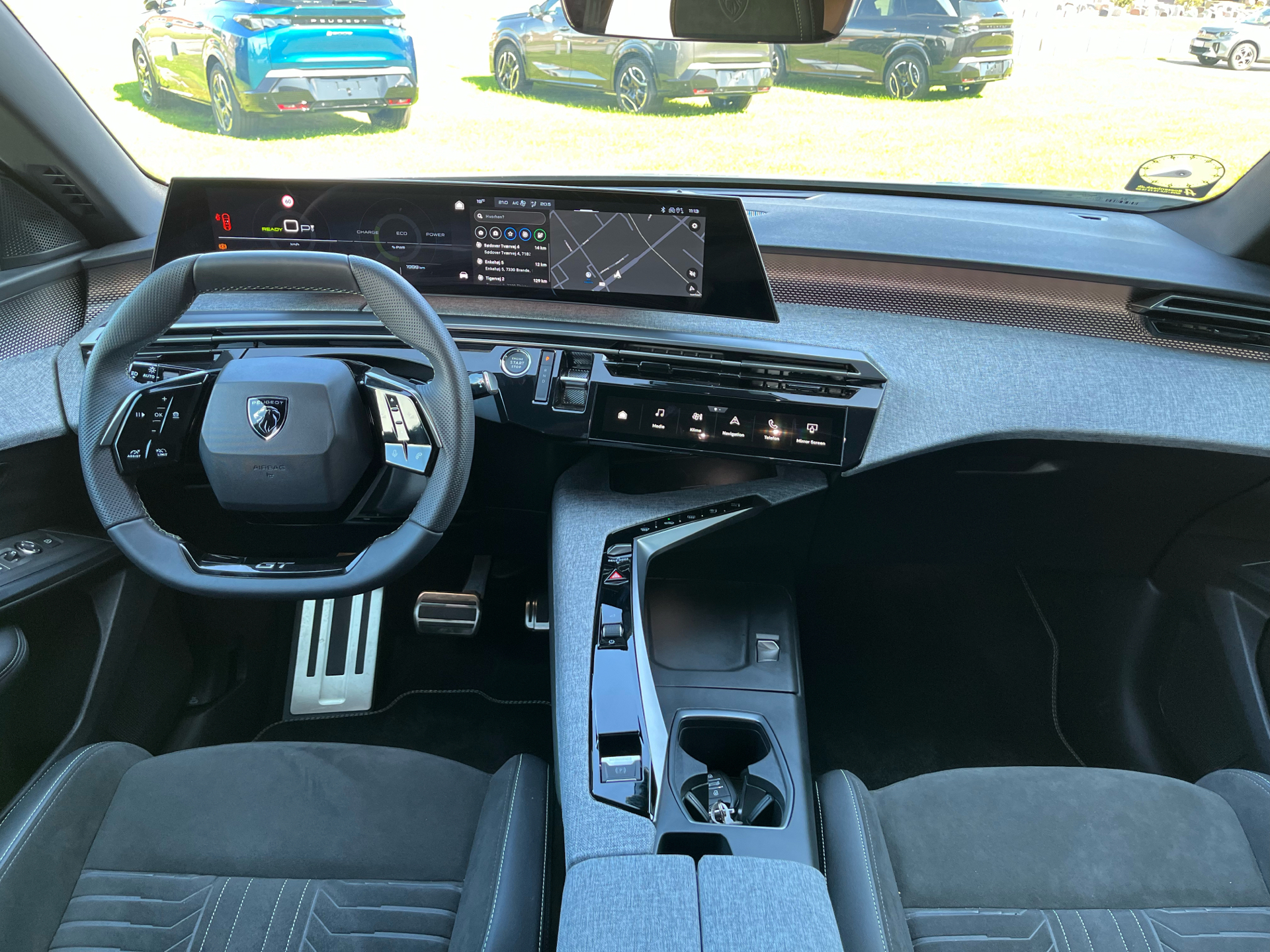 Billede af Peugeot e-3008 EL GT 210HK 5d Aut.