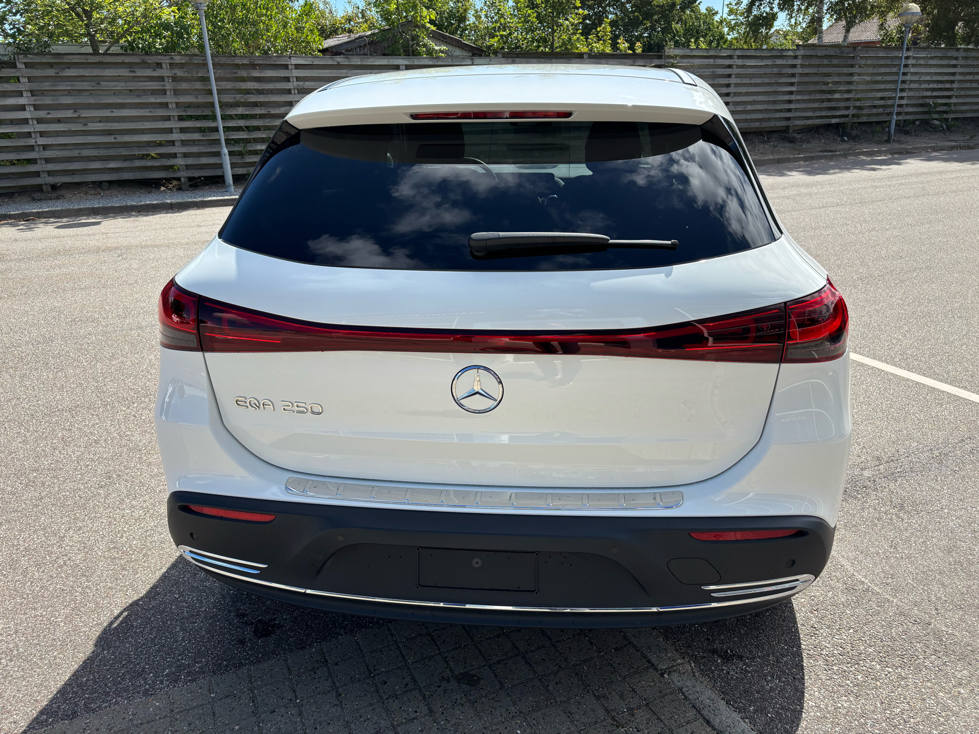 Billede af Mercedes-Benz EQA 250 EL Progressive 190HK 5d Aut.