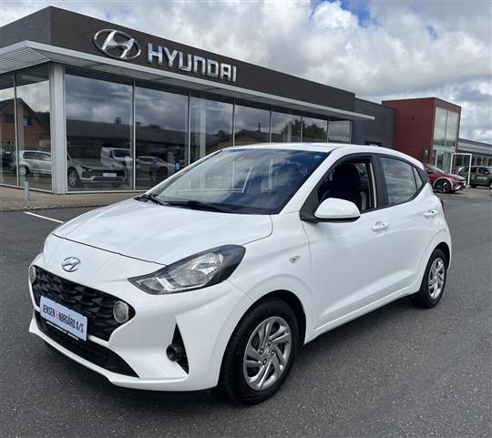 Hyundai i10 1,0 Essential 67HK 5d
