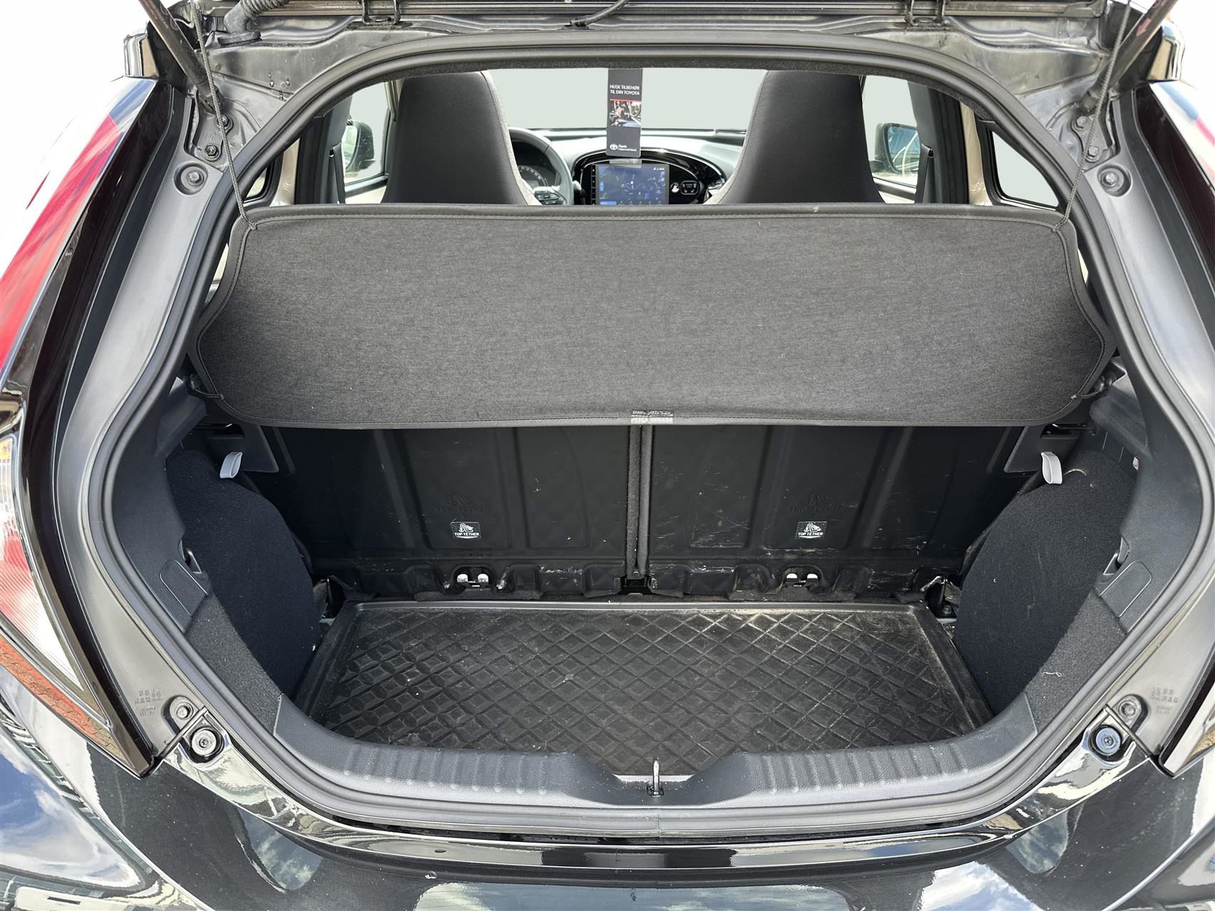 Billede af Toyota Aygo X 1,0 VVT-I Air Pulse 72HK 5d