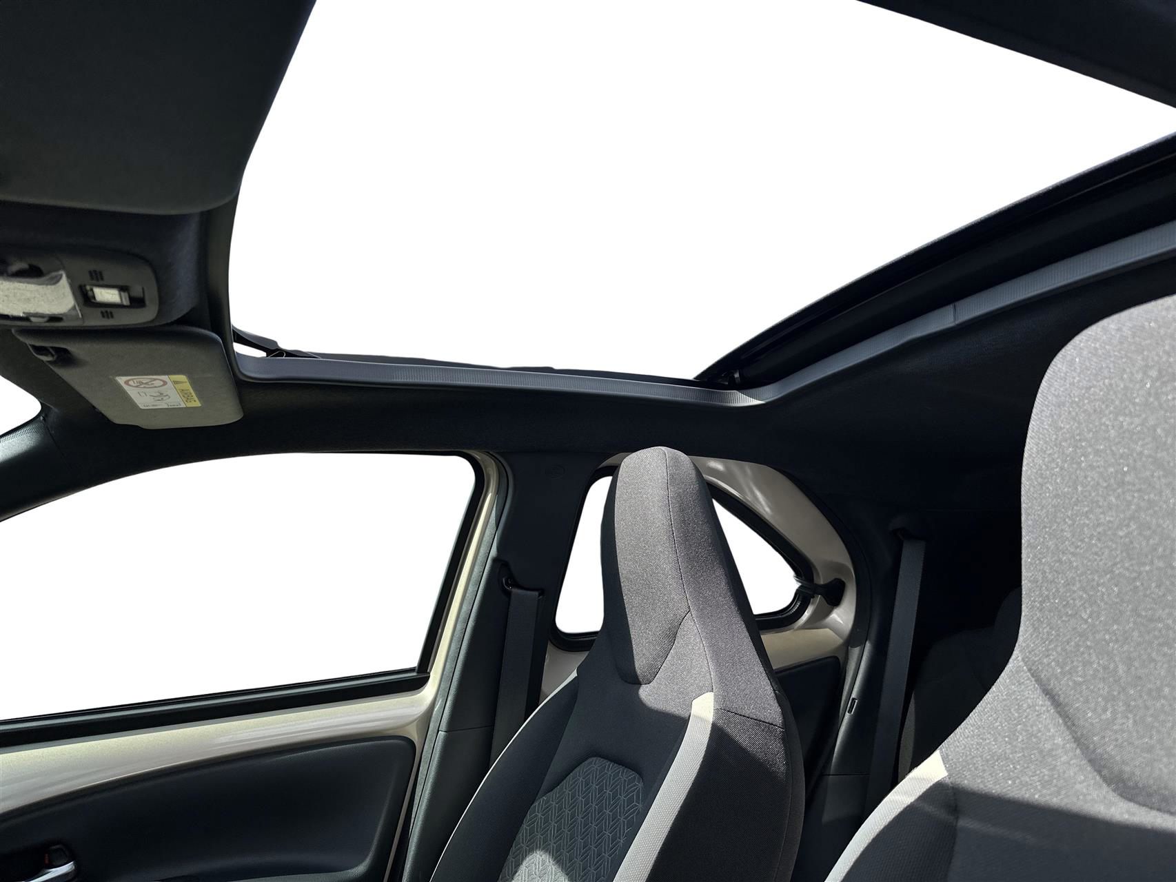 Billede af Toyota Aygo X 1,0 VVT-I Air Pulse 72HK 5d