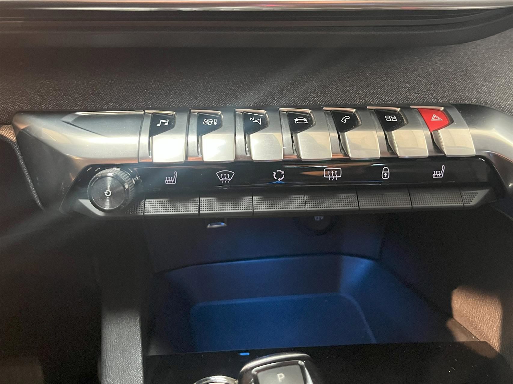 Billede af Peugeot 3008 1,5 BlueHDi Allure LTD EAT8 130HK 5d 8g Aut.