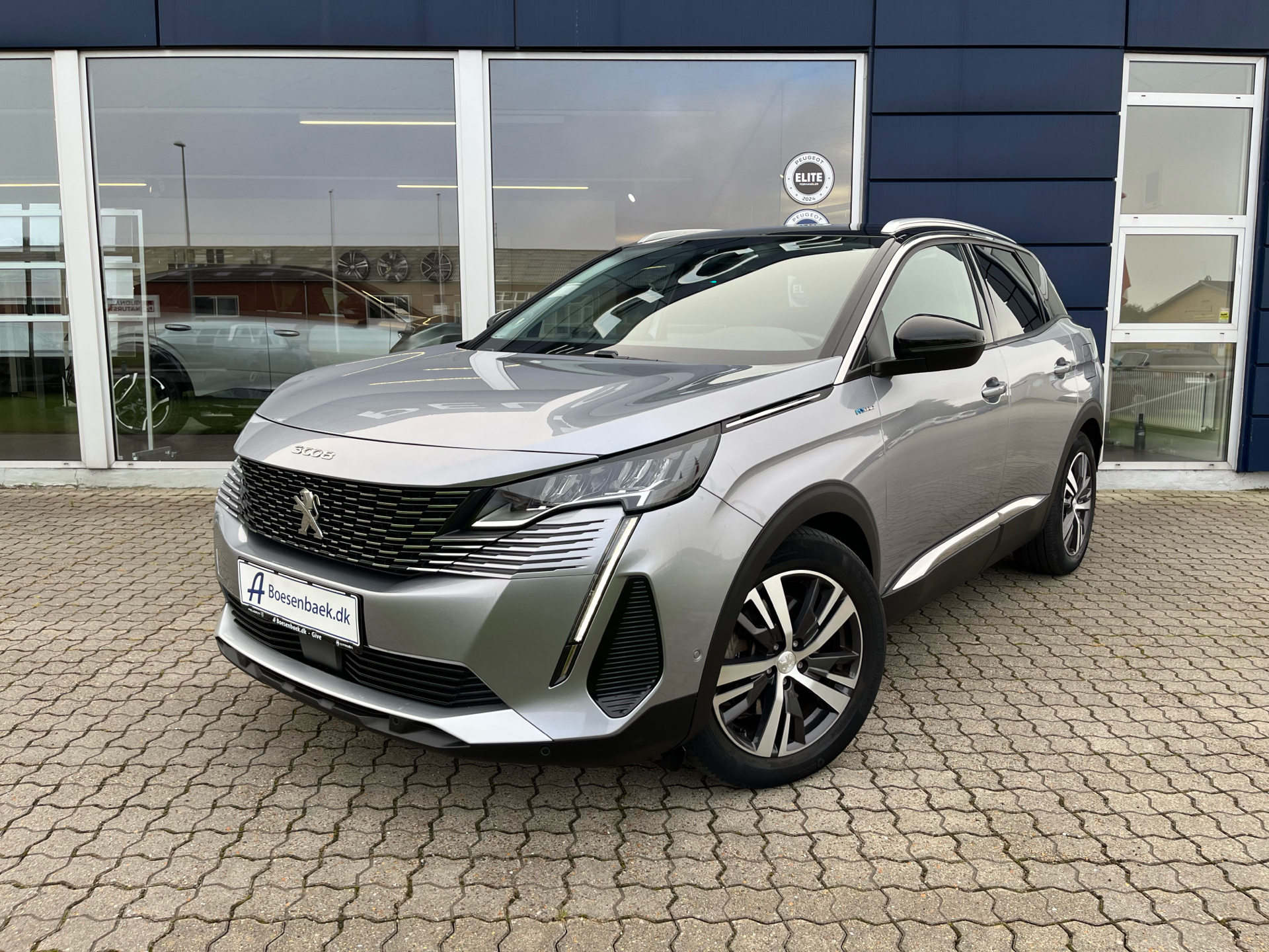 Billede af Peugeot 3008 1,6 PureTech  Plugin-hybrid Allure Pack EAT8 225HK 5d 8g Aut.
