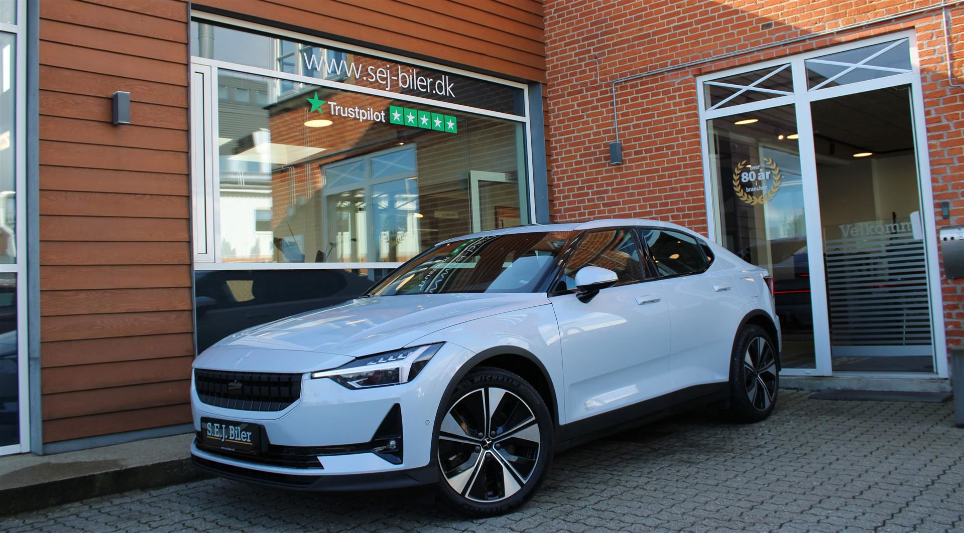 Billede af Polestar 2 EL Long range Single motor Plus 231HK 5d Aut.