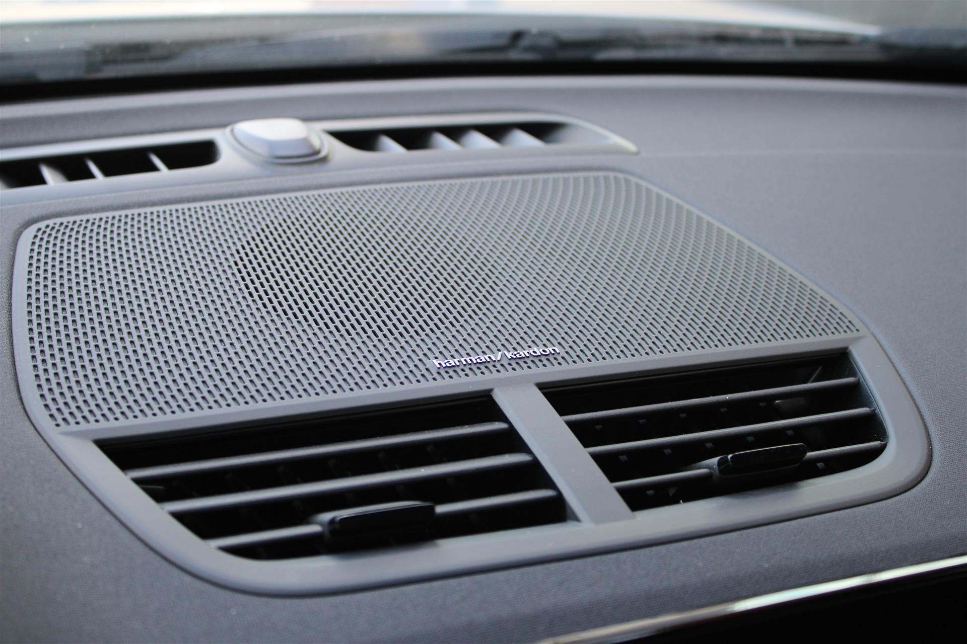 Billede af Polestar 2 EL Long range Single motor Plus 231HK 5d Aut.