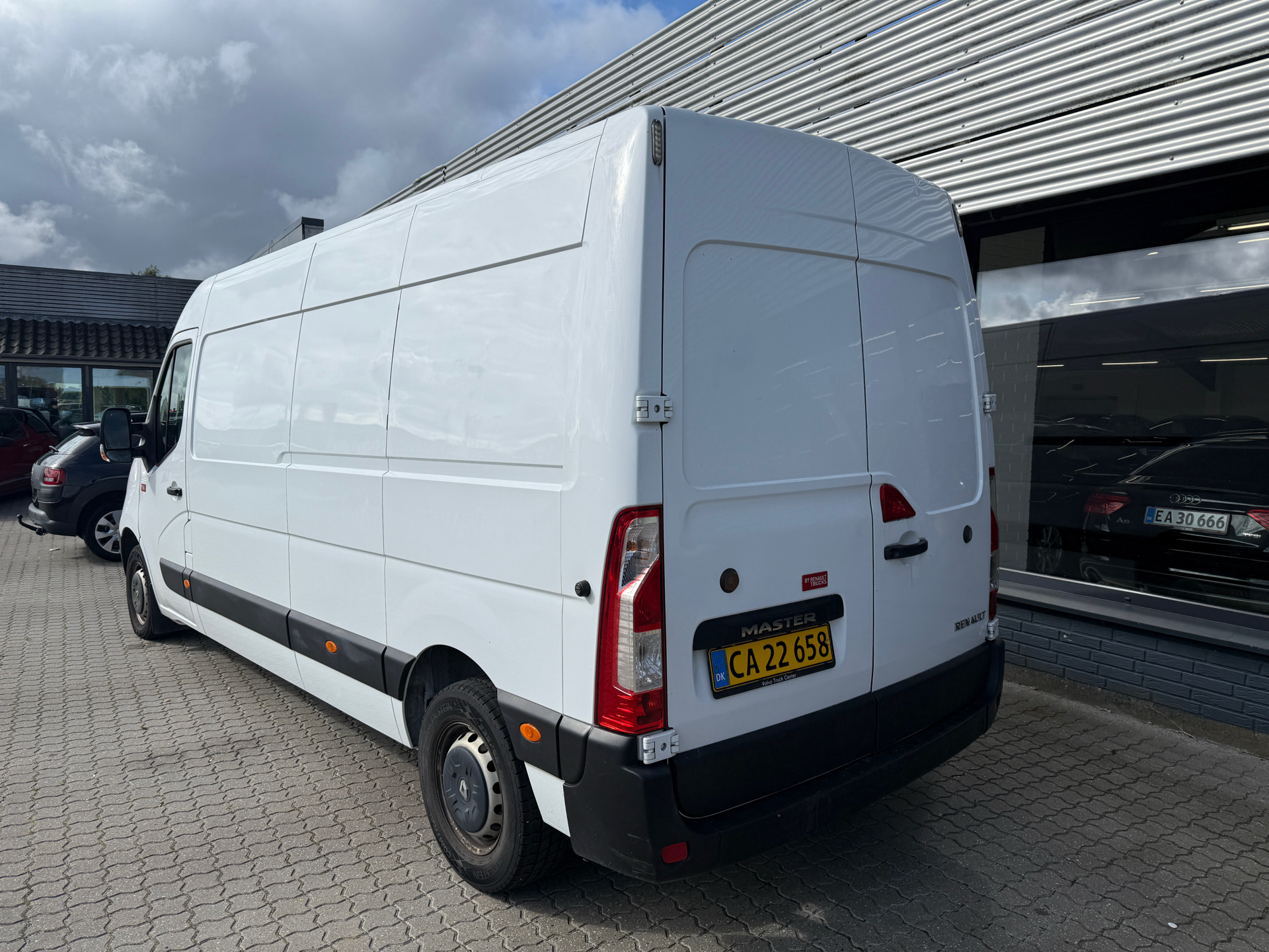 Billede af Renault Master T35 L3H2 2,3 DCI start/stop 170HK Van 6g