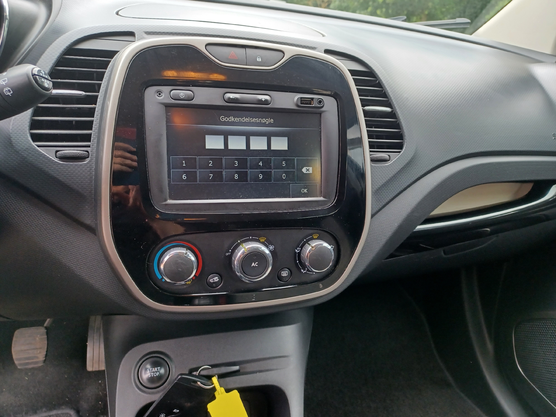 Billede af Renault Captur 0,9 TCE Expression Energy 90HK 5d