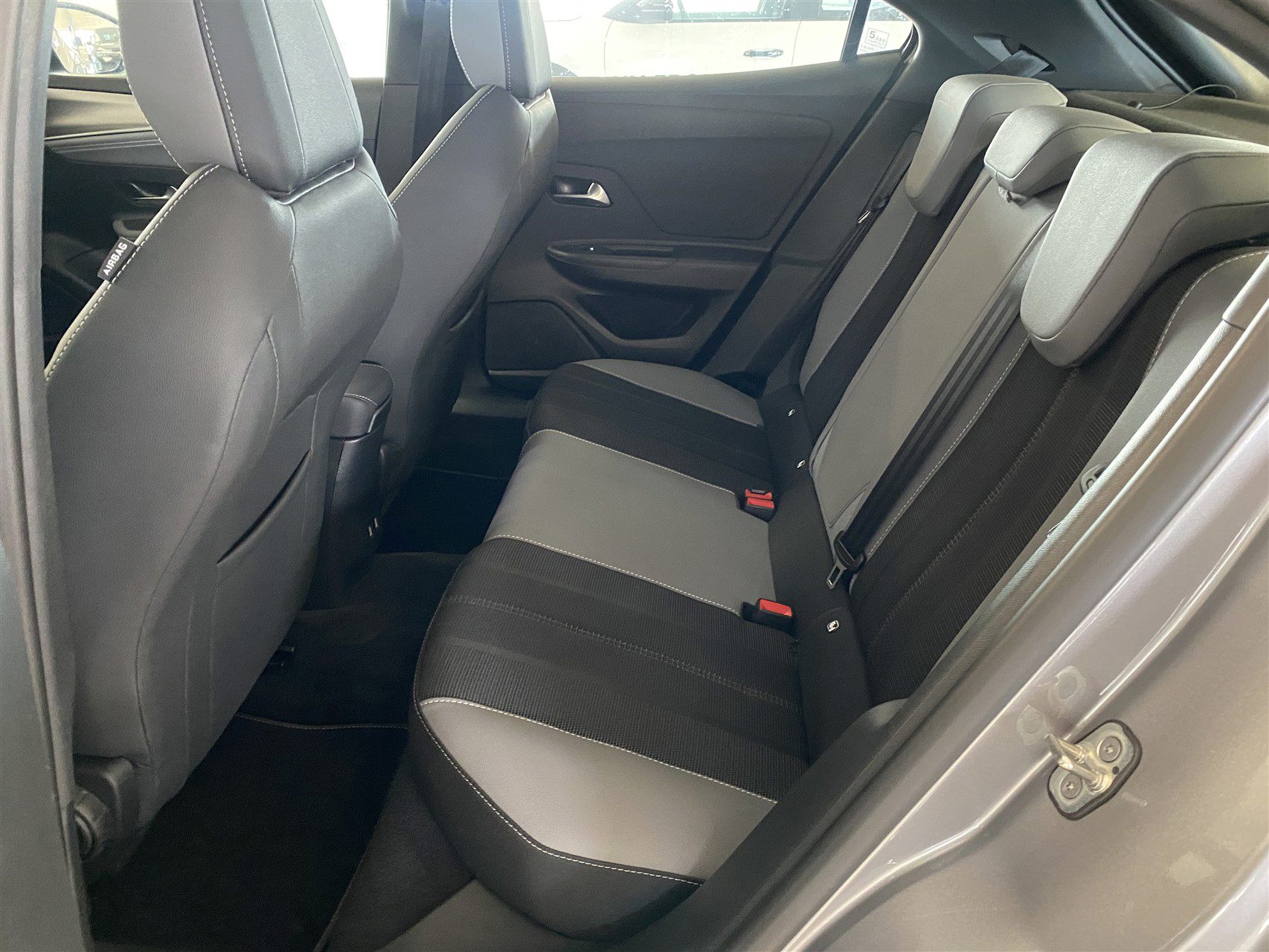 Billede af Opel Mokka-e EL Elegance 136HK 5d Aut.