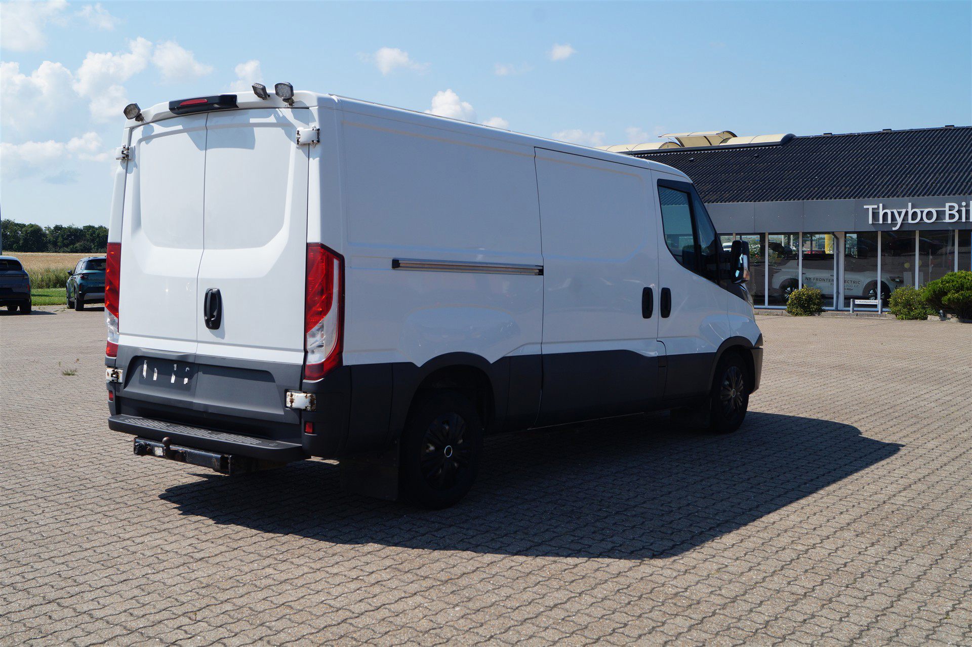 Billede af Iveco Daily 35S18 9m3 3,0 D 180HK Van 8g Aut.
