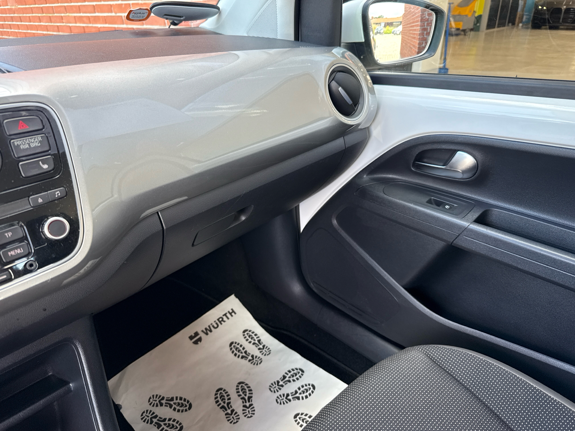 Billede af VW up 1,0 MPI BMT High 75HK 5d