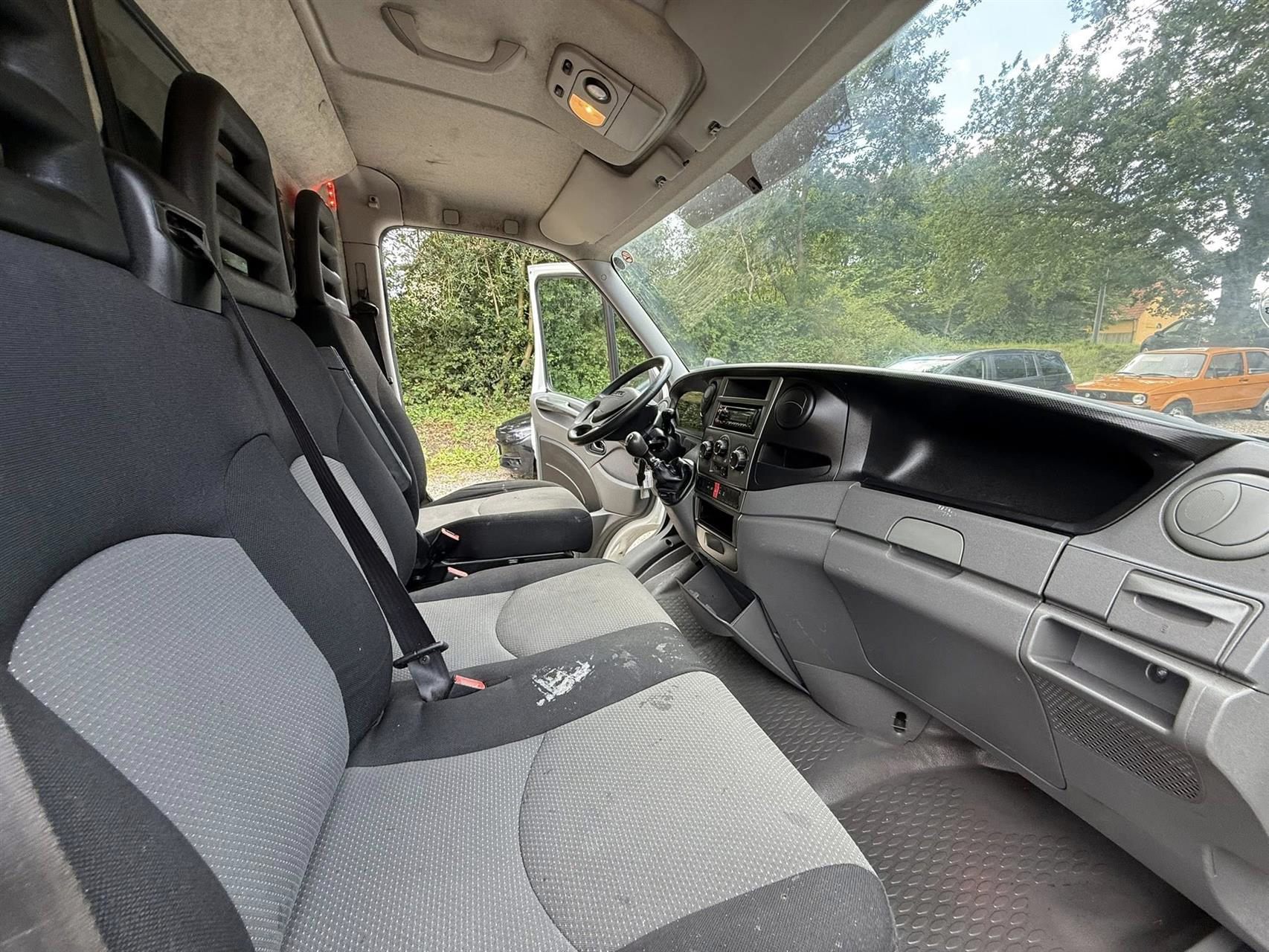 Billede af Iveco Daily 35S13 15,6m3 2,3 D 126HK Van Aut.