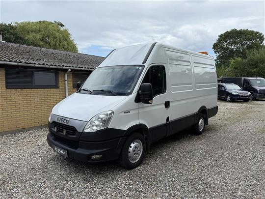 Iveco Daily 35S13 15,6m3 2,3 D 126HK Van Aut.