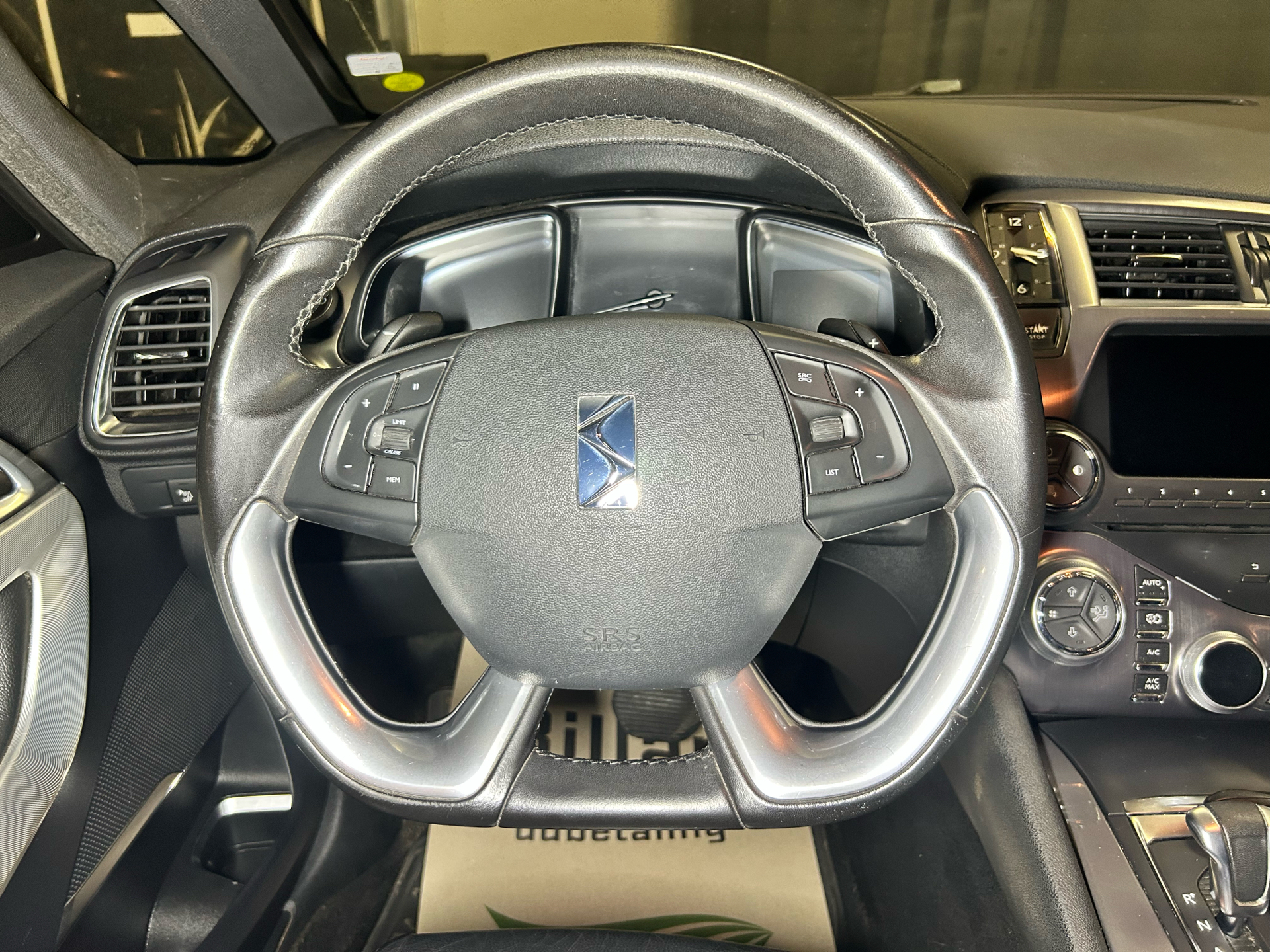 Billede af Citroën DS5 1,6 e-HDi Design E6G 110HK 5d 6g Aut.